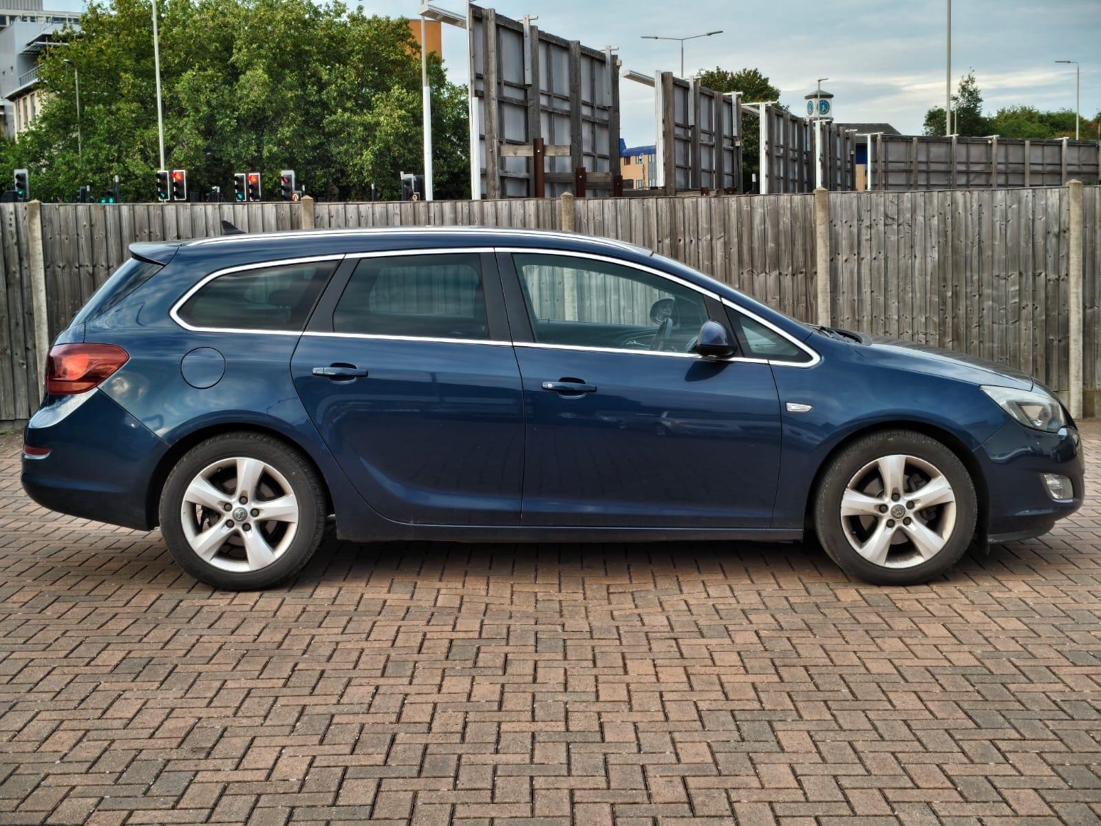 Vauxhall Astra view 5
