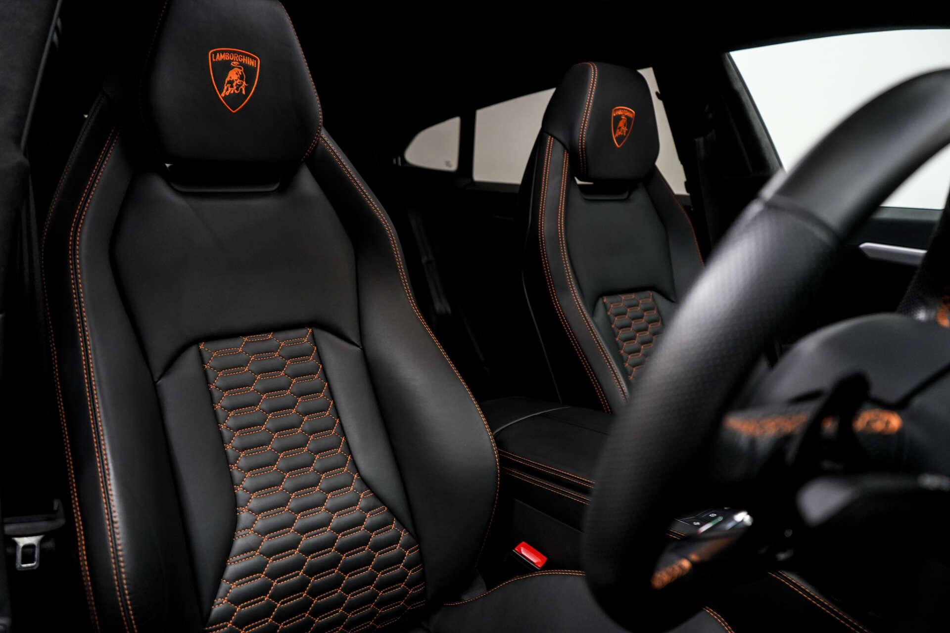 Lamborghini Urus view 25