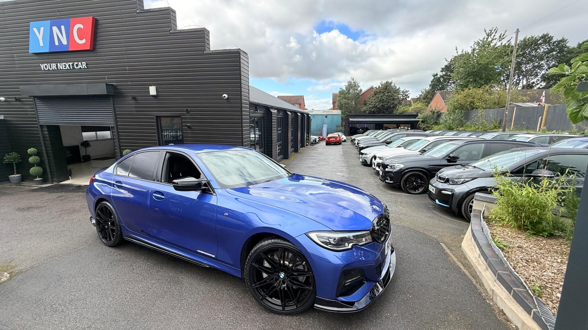 BMW 3 Series view 3