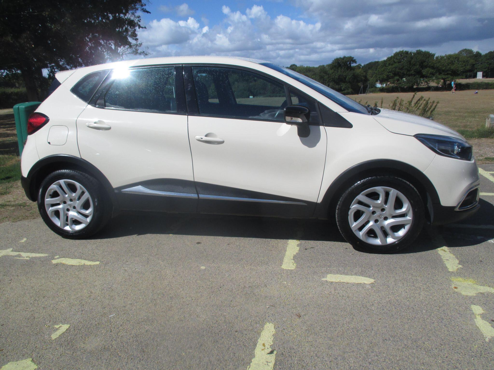 Renault Captur view 6