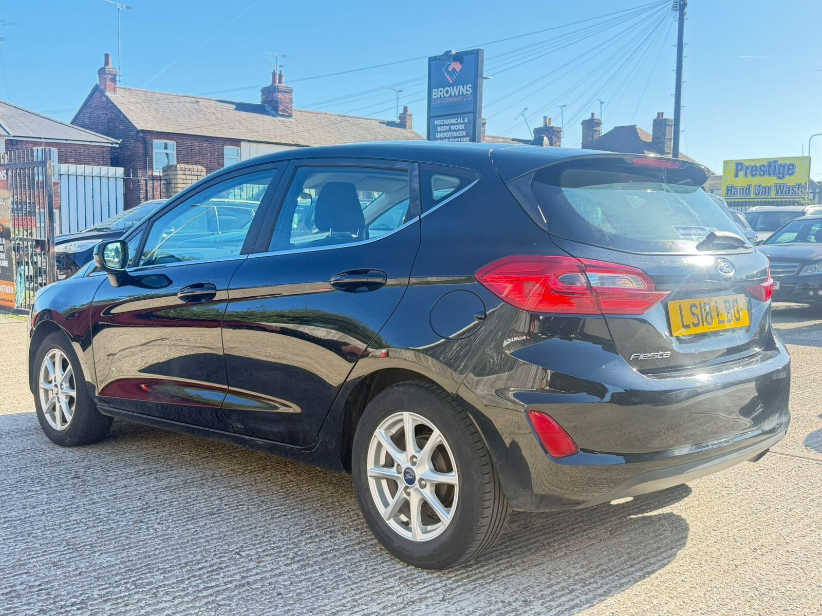 Ford Fiesta view 5