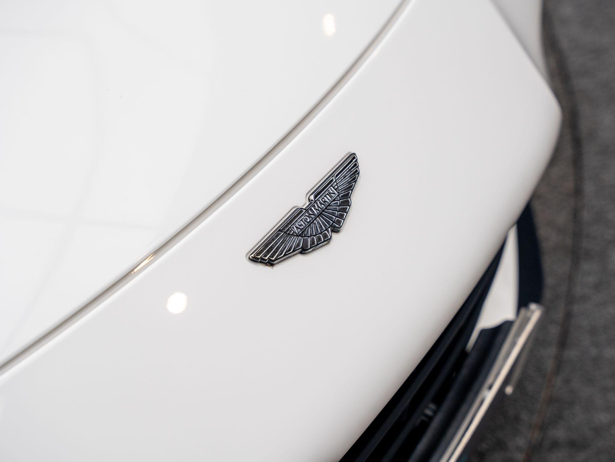 Aston Martin Vantage view 27