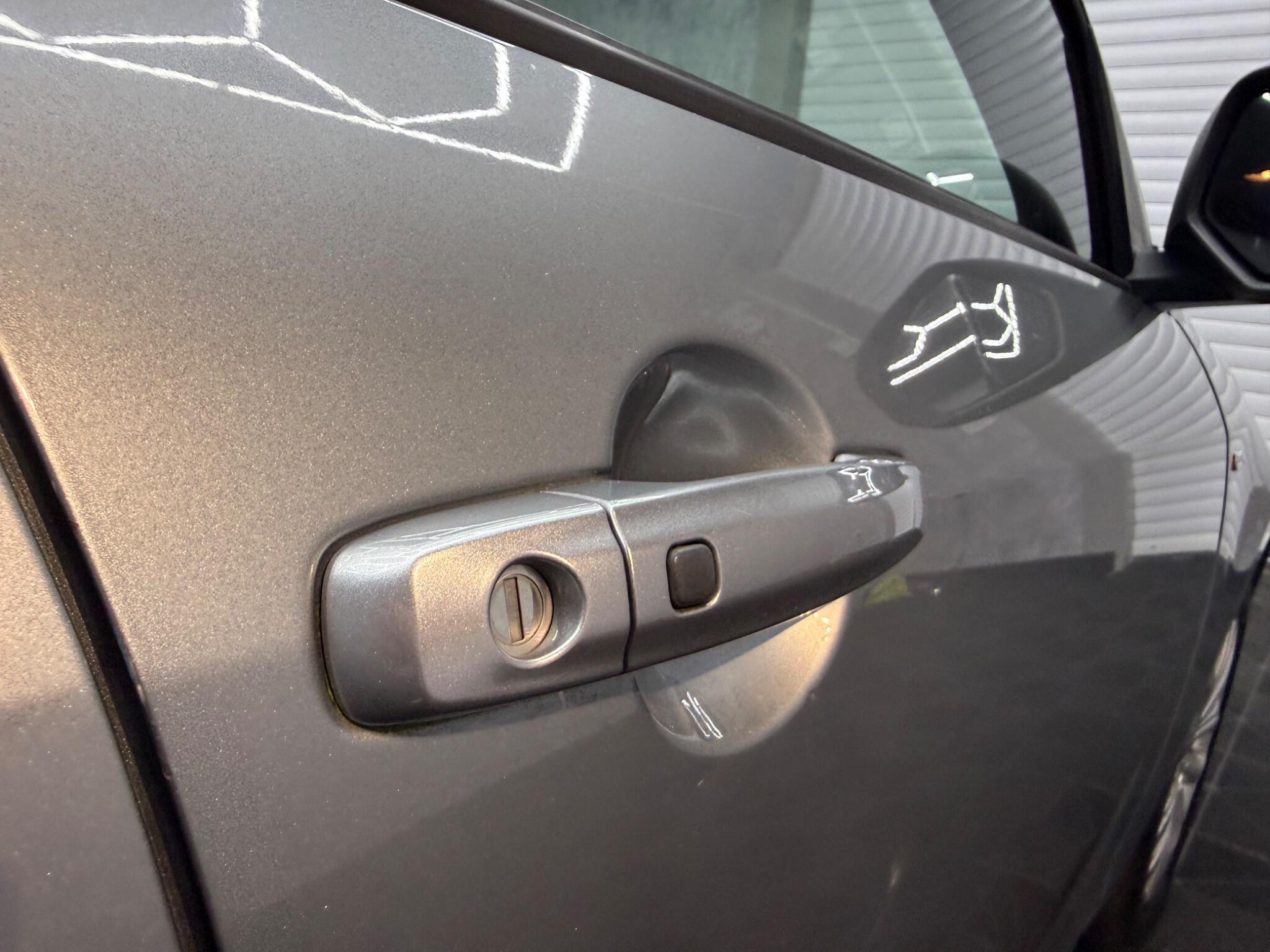 Suzuki Swift view 19