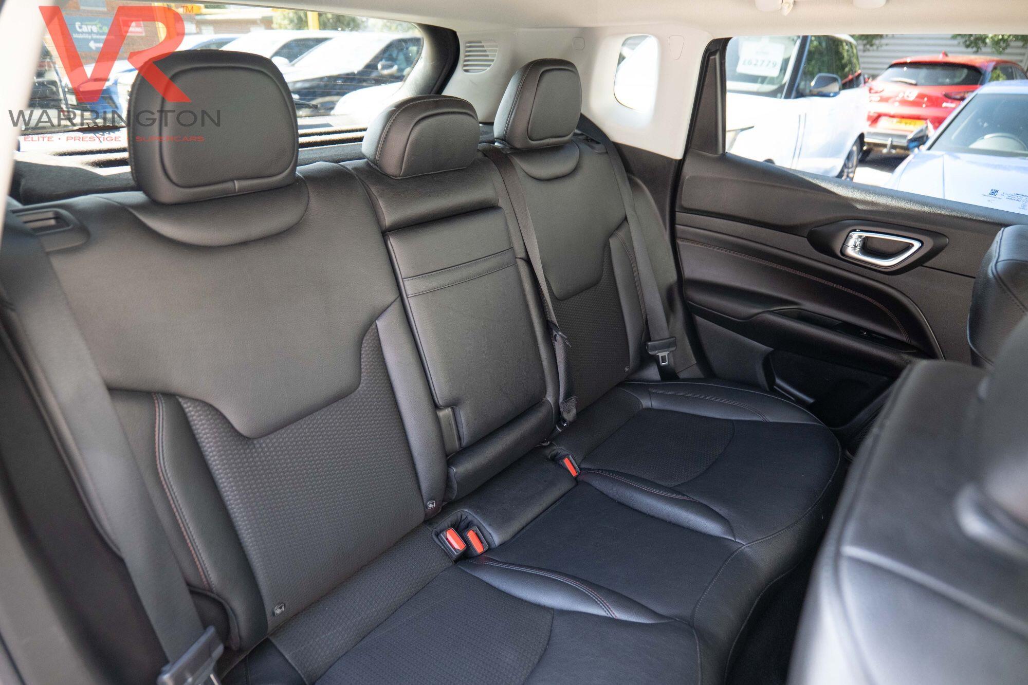 Jeep Compass view 38