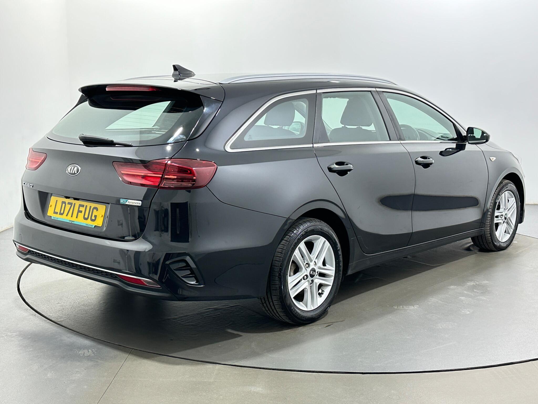 Kia Ceed view 8