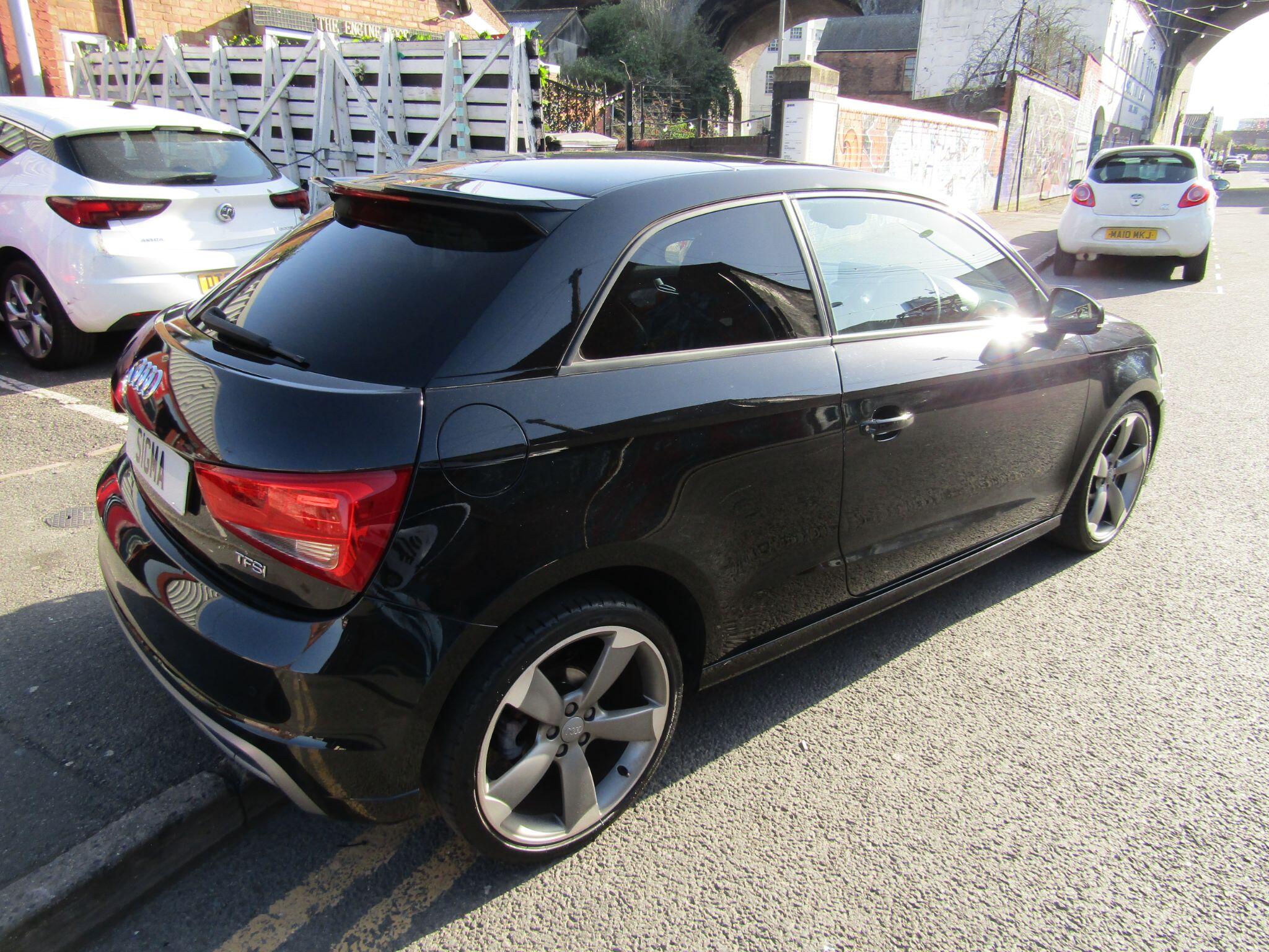 Audi A1 view 11