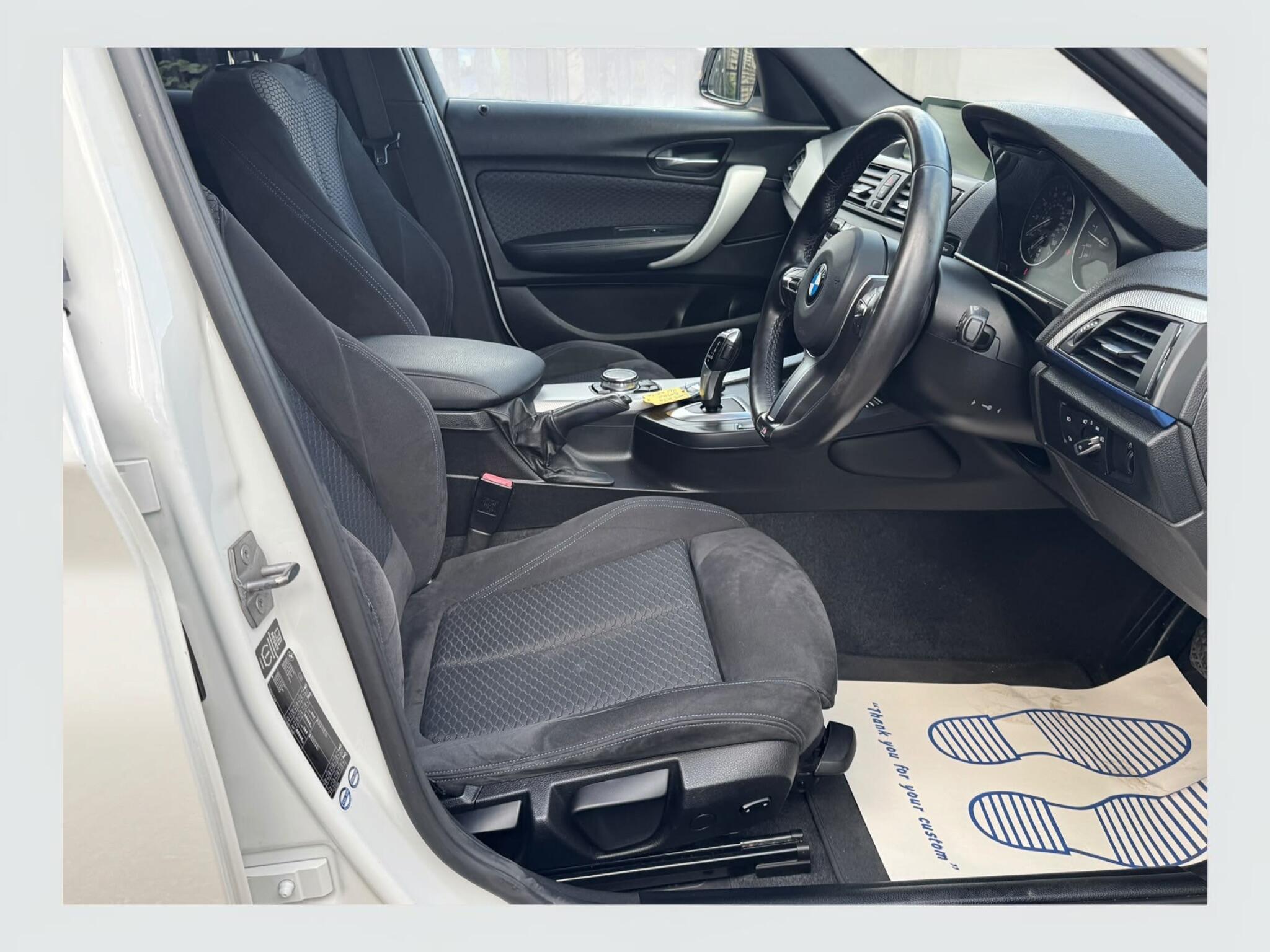 BMW 1 Series view 21