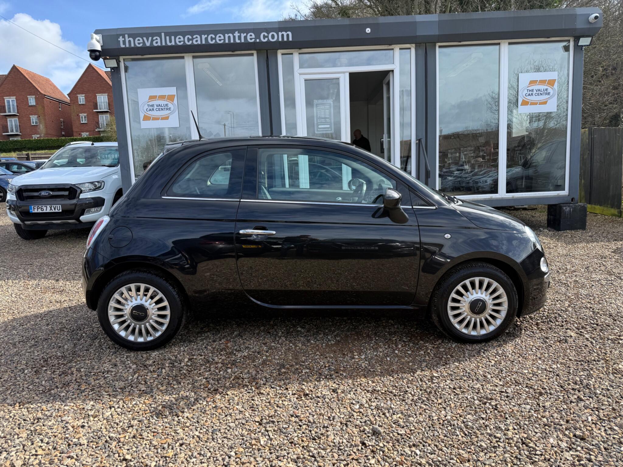 Fiat 500 view 2