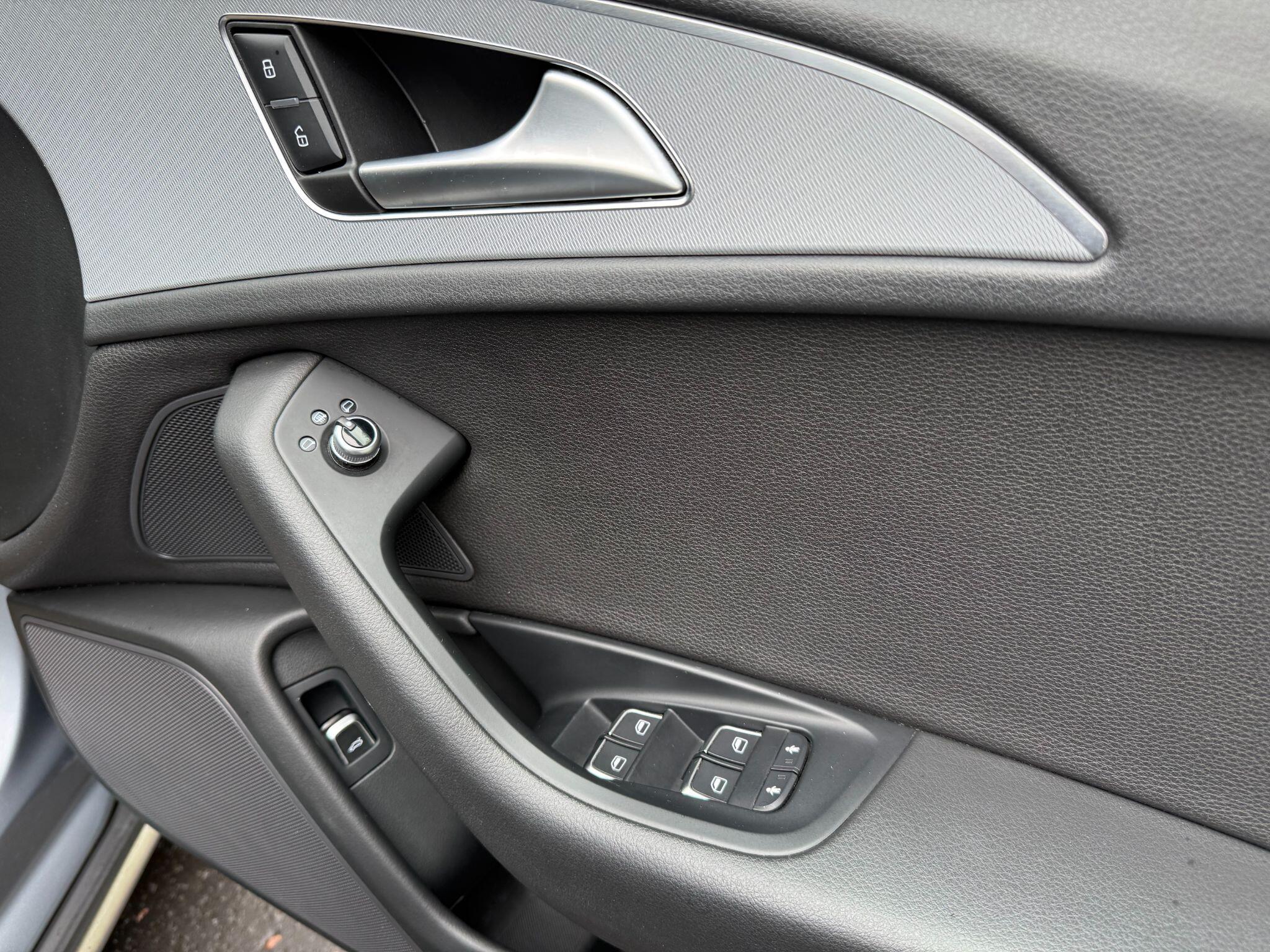 Audi A6 view 38
