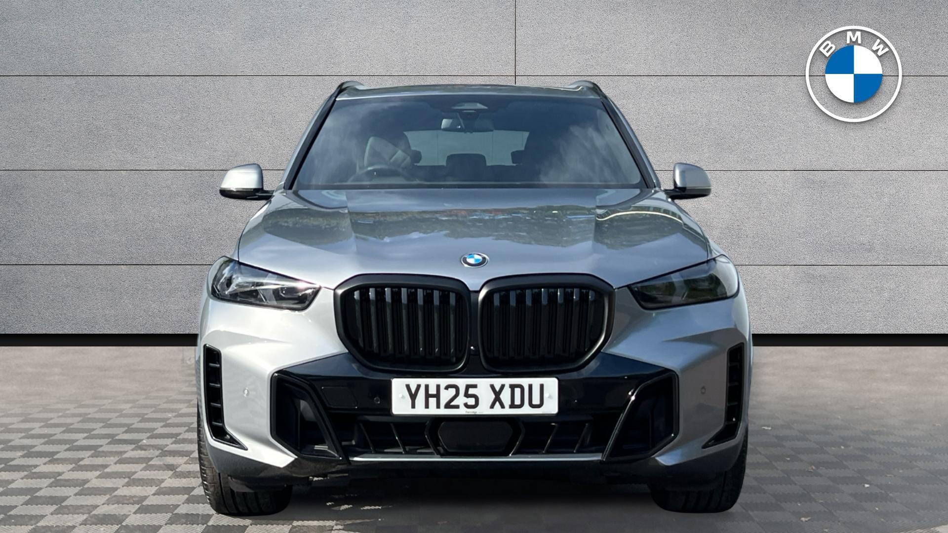 BMW X5 view 16