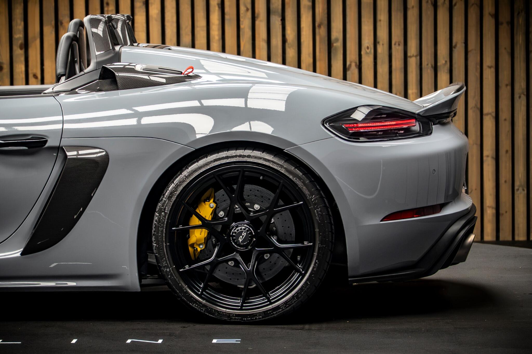 Porsche 718 Spyder view 19