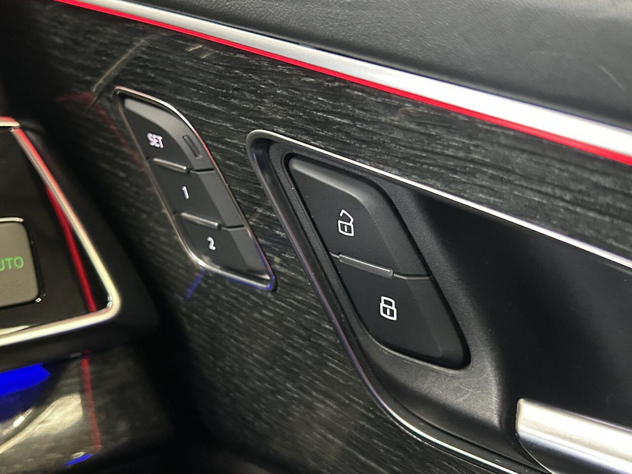 Audi Q7 view 57