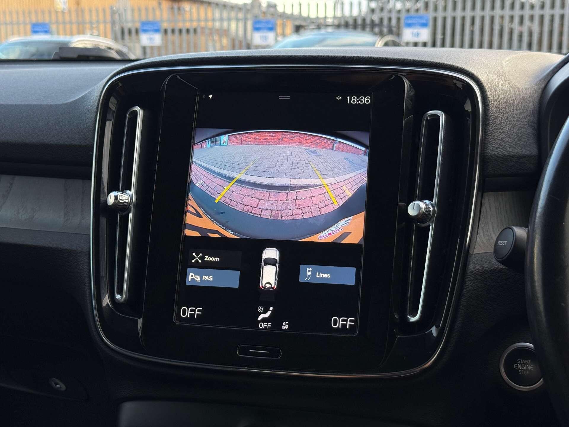 Volvo XC40 view 68
