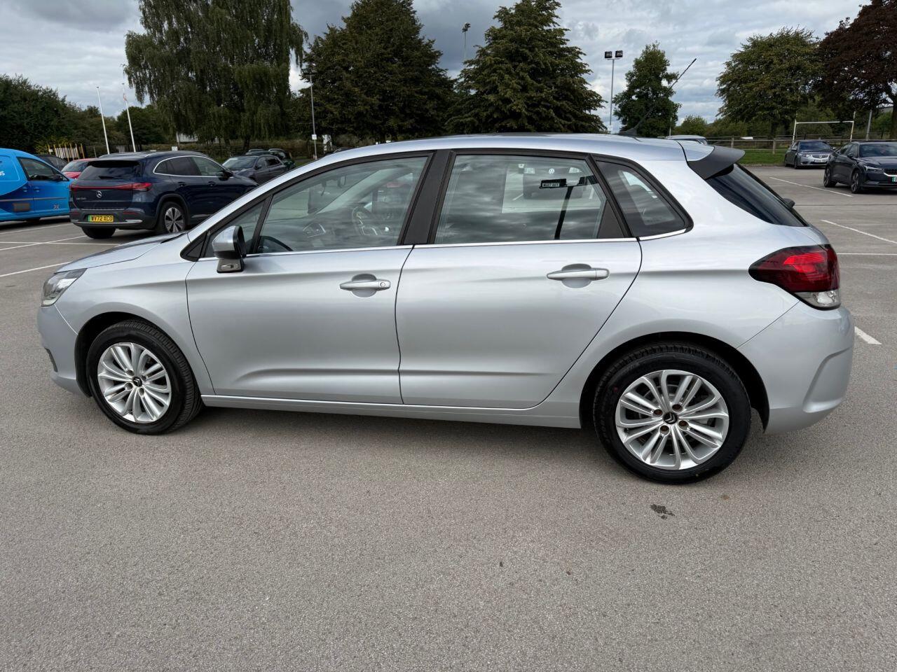 Citroen C4 view 20