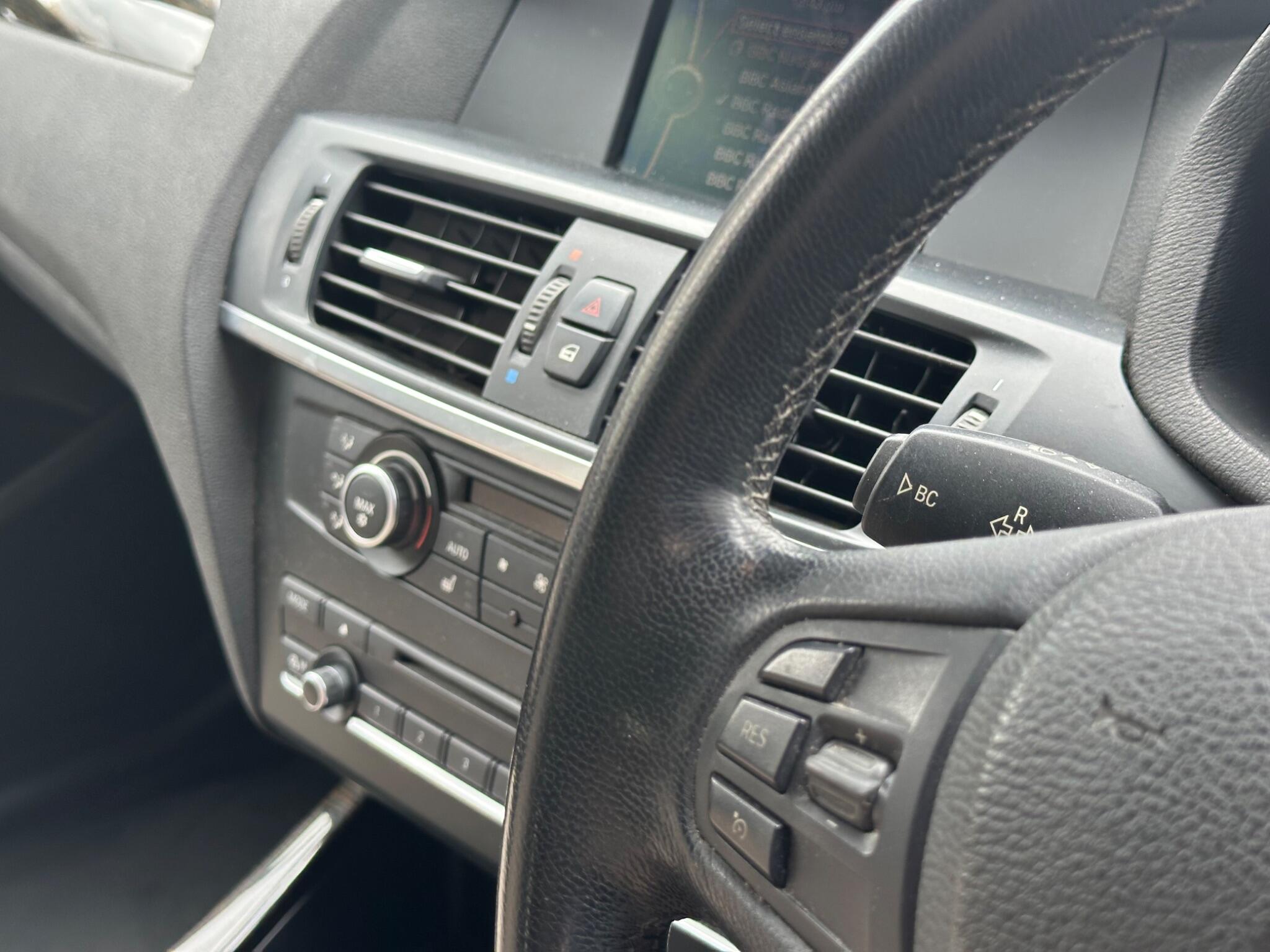 BMW X3 view 21