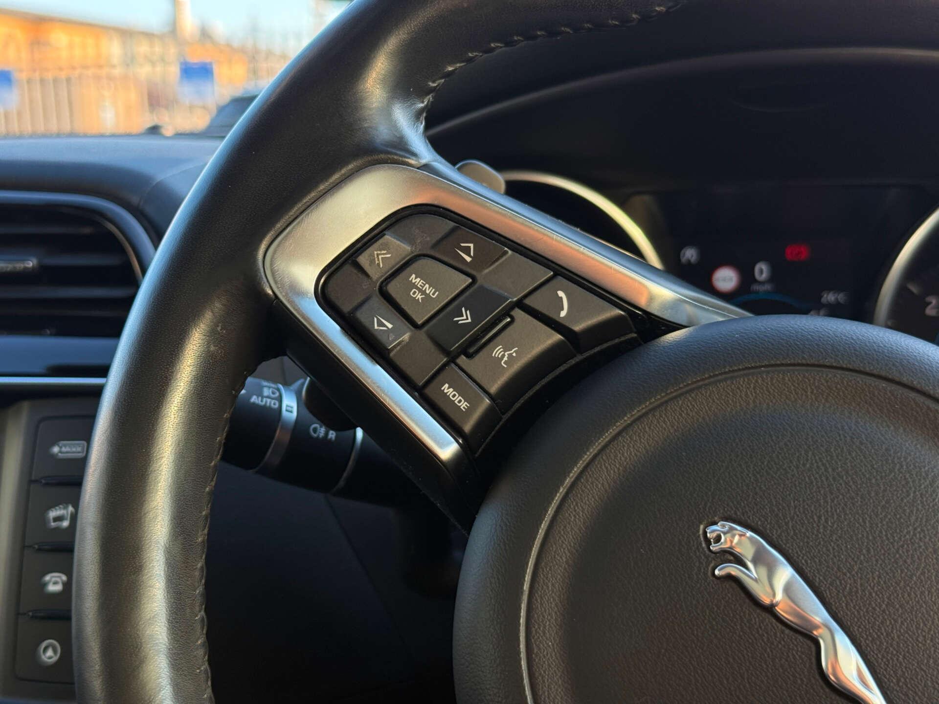 Jaguar F-Pace view 53