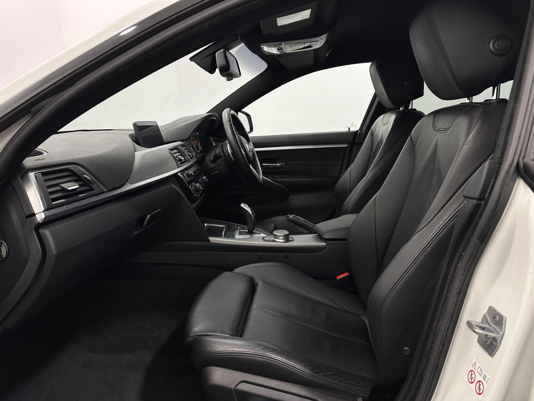 BMW 4 Series view 33