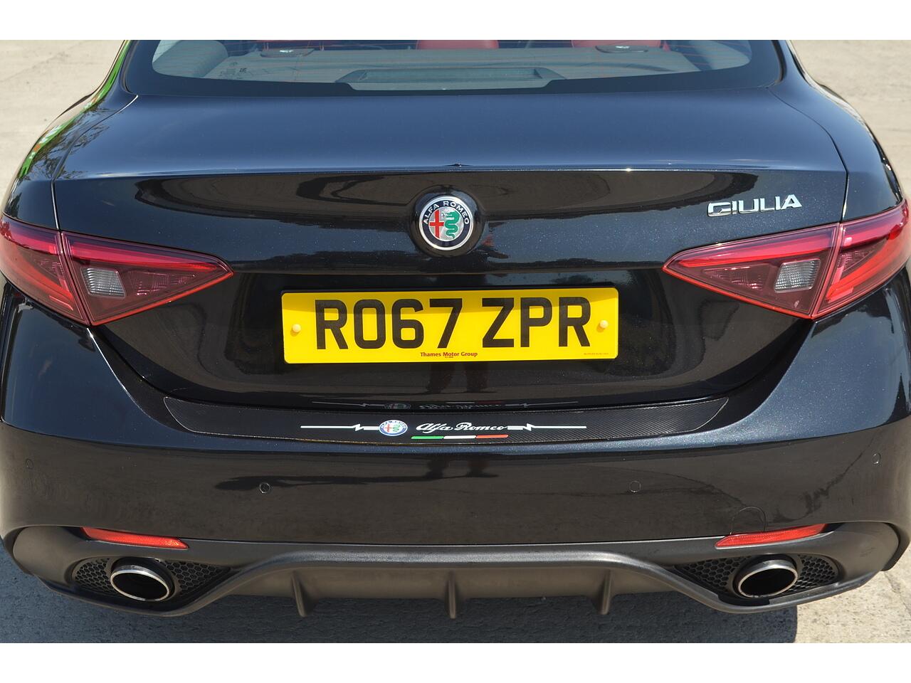 Alfa Romeo Giulia view 52