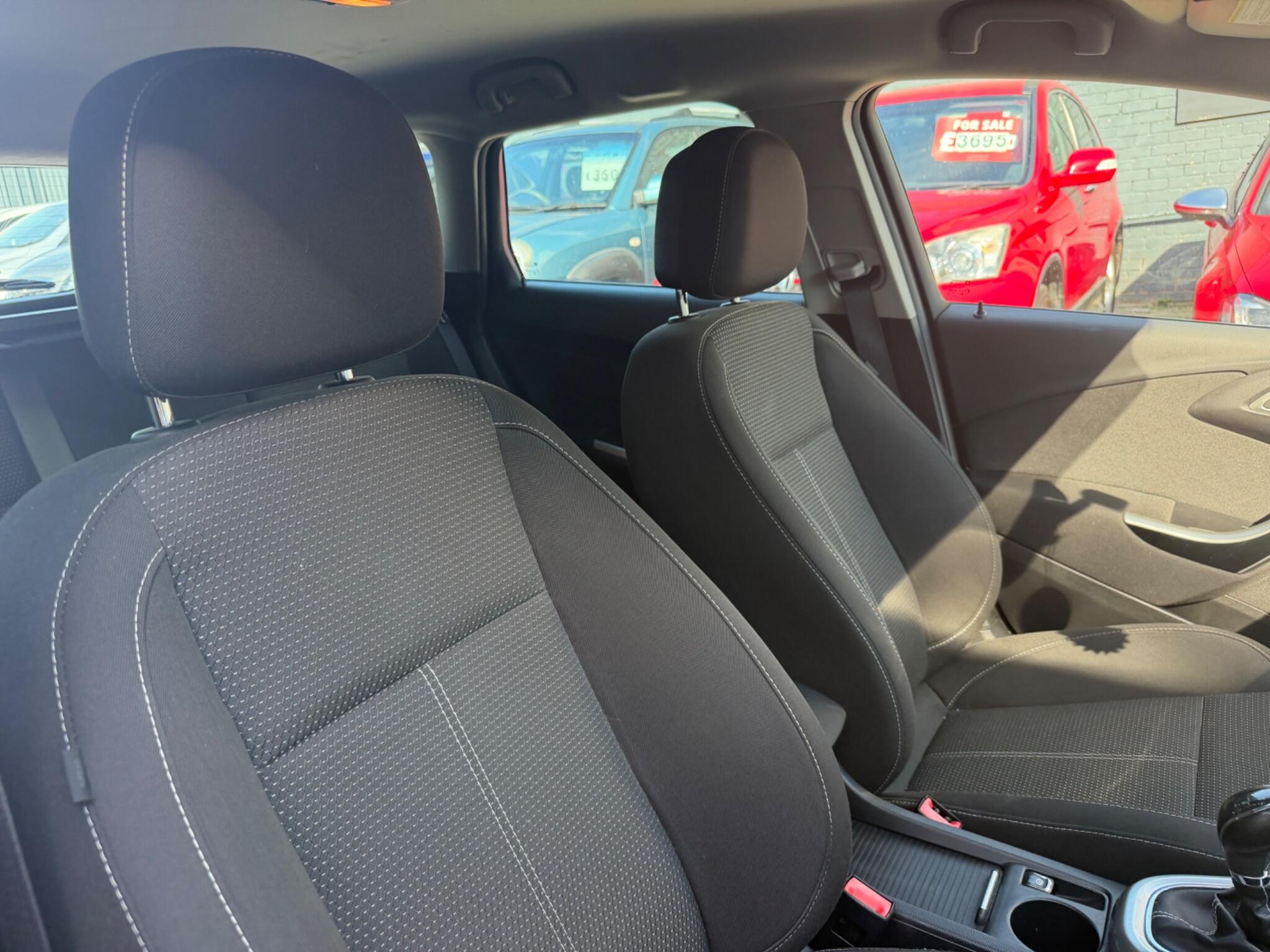 Vauxhall Astra view 12