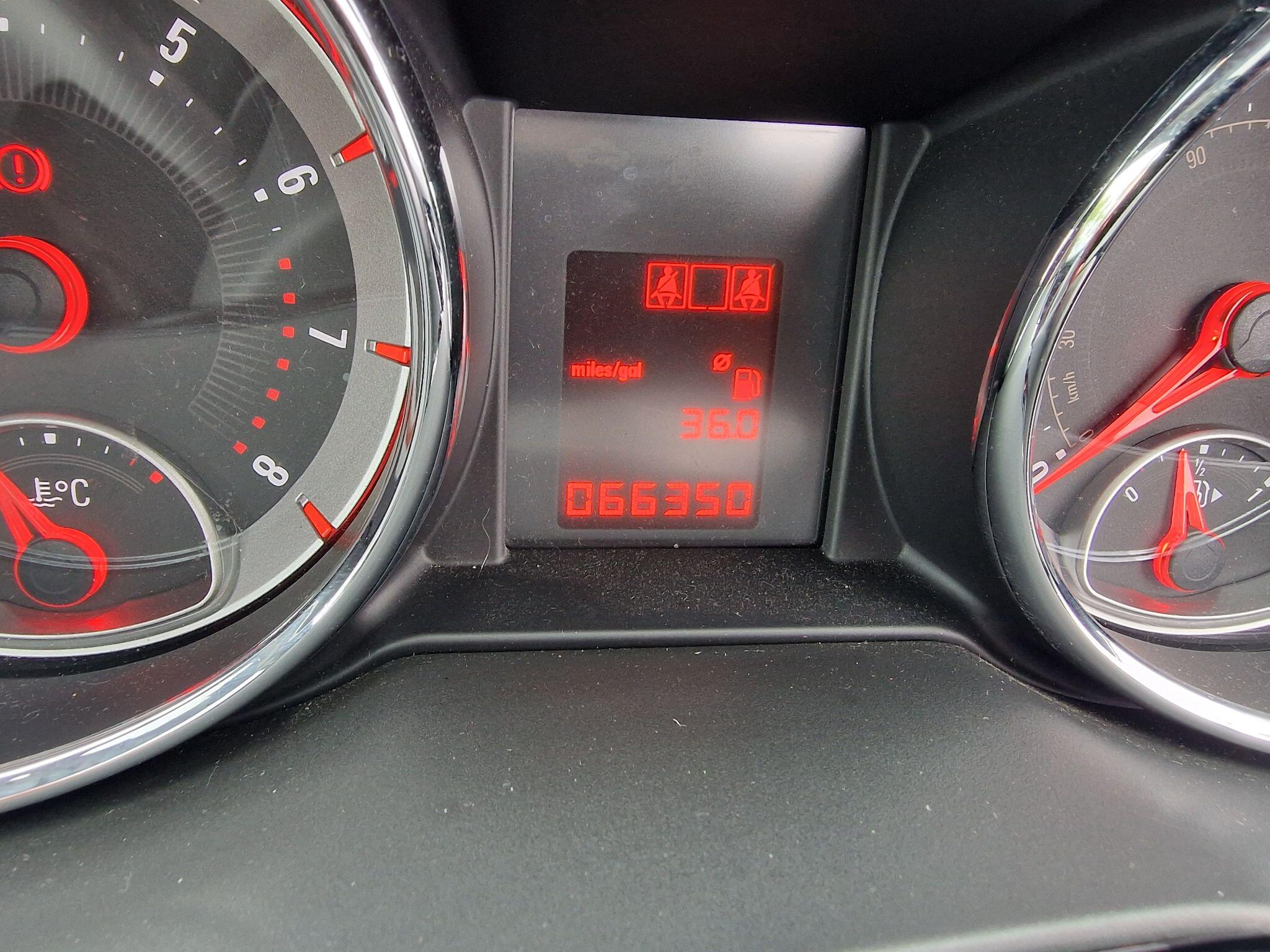 Vauxhall Adam view 3