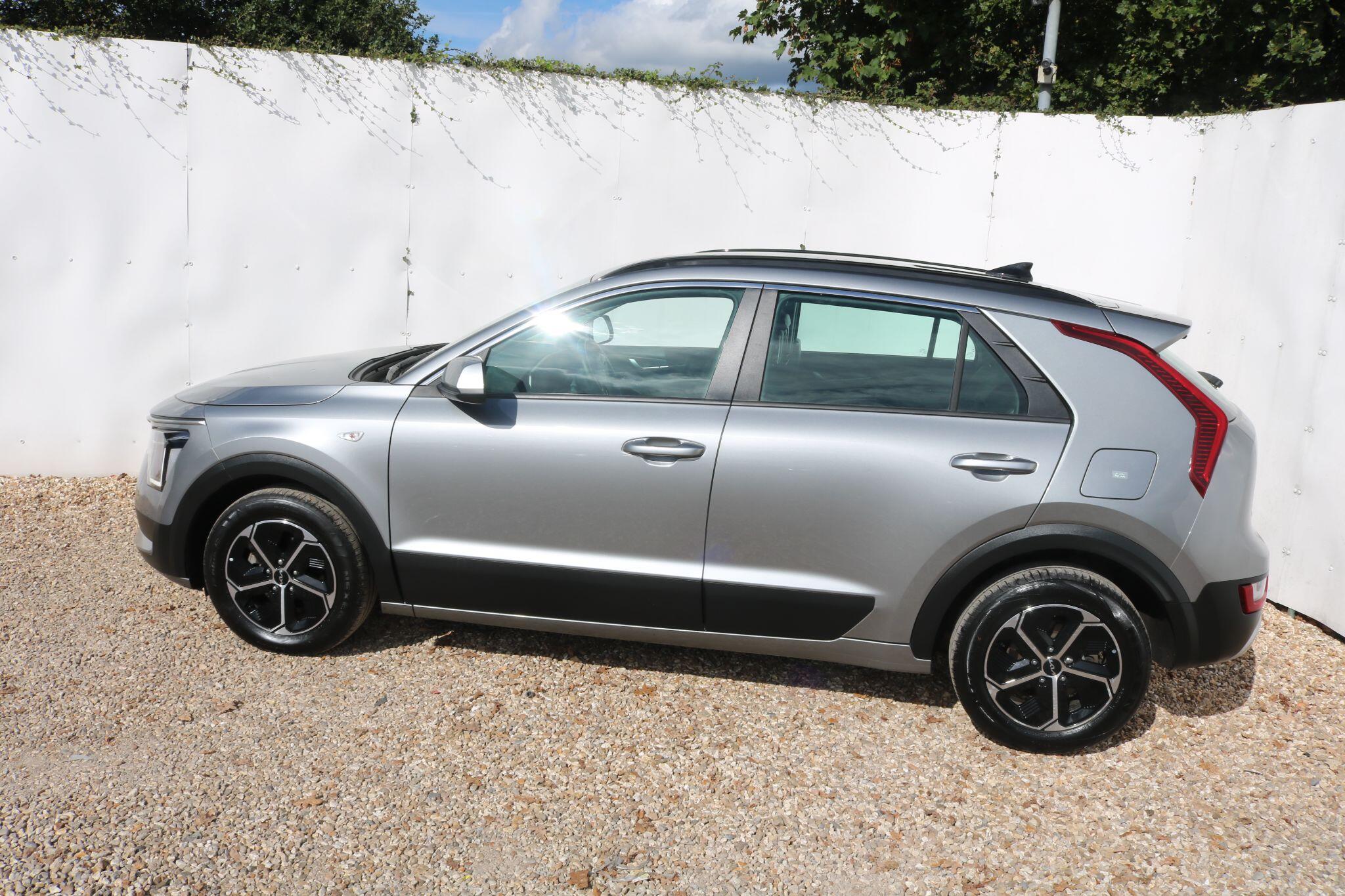 Kia Niro view 3