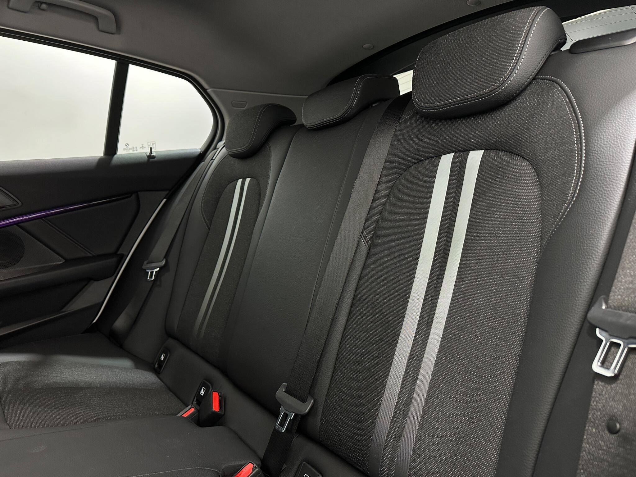 BMW 1 Series view 40