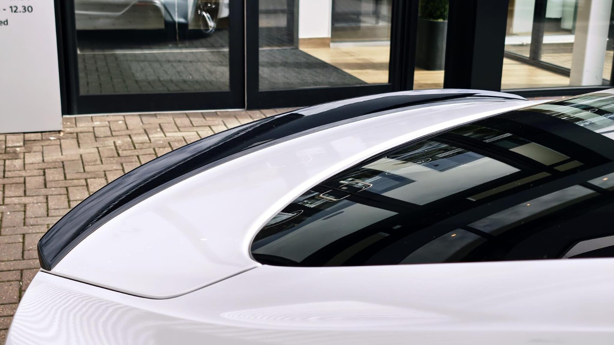 Audi RS5 view 11