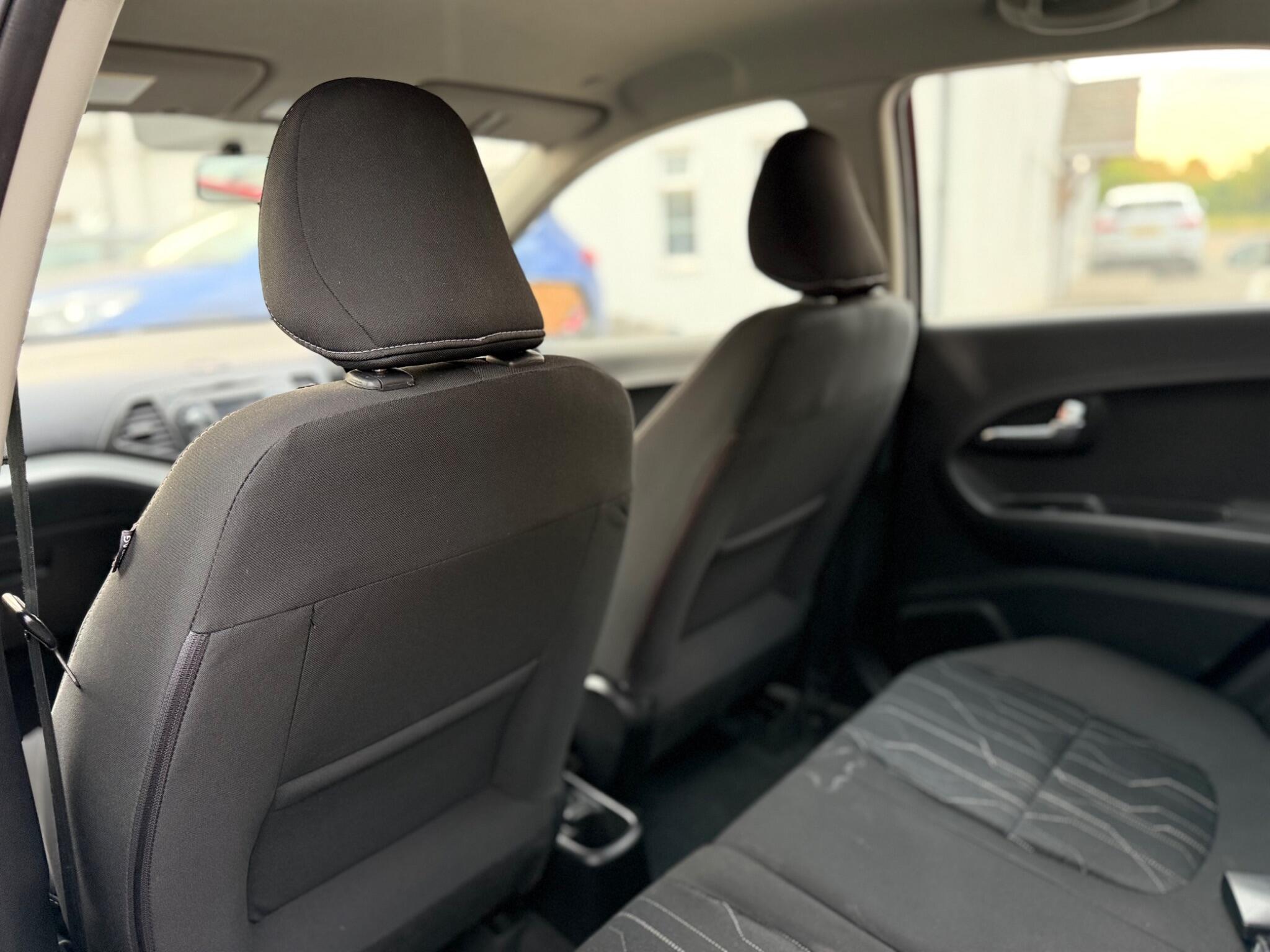 Kia Picanto view 17