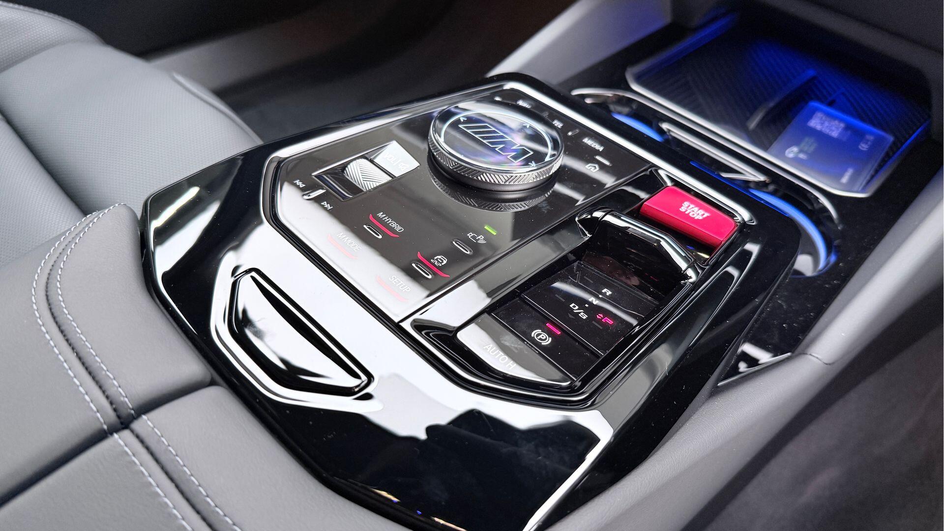 BMW M5 view 10