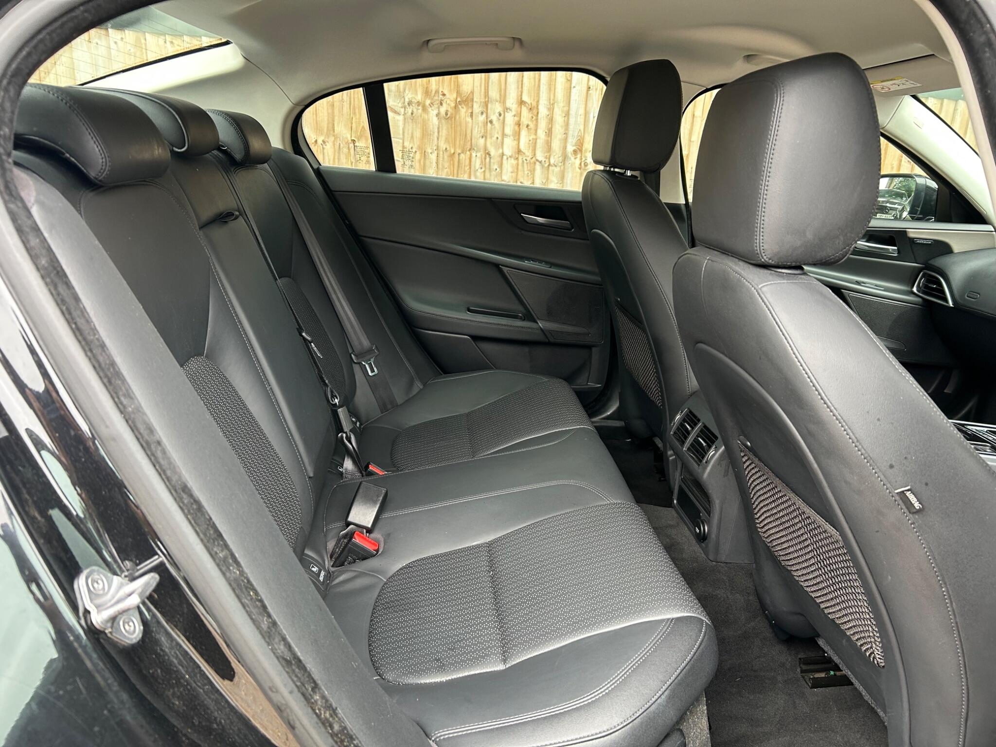 Jaguar Xe view 36