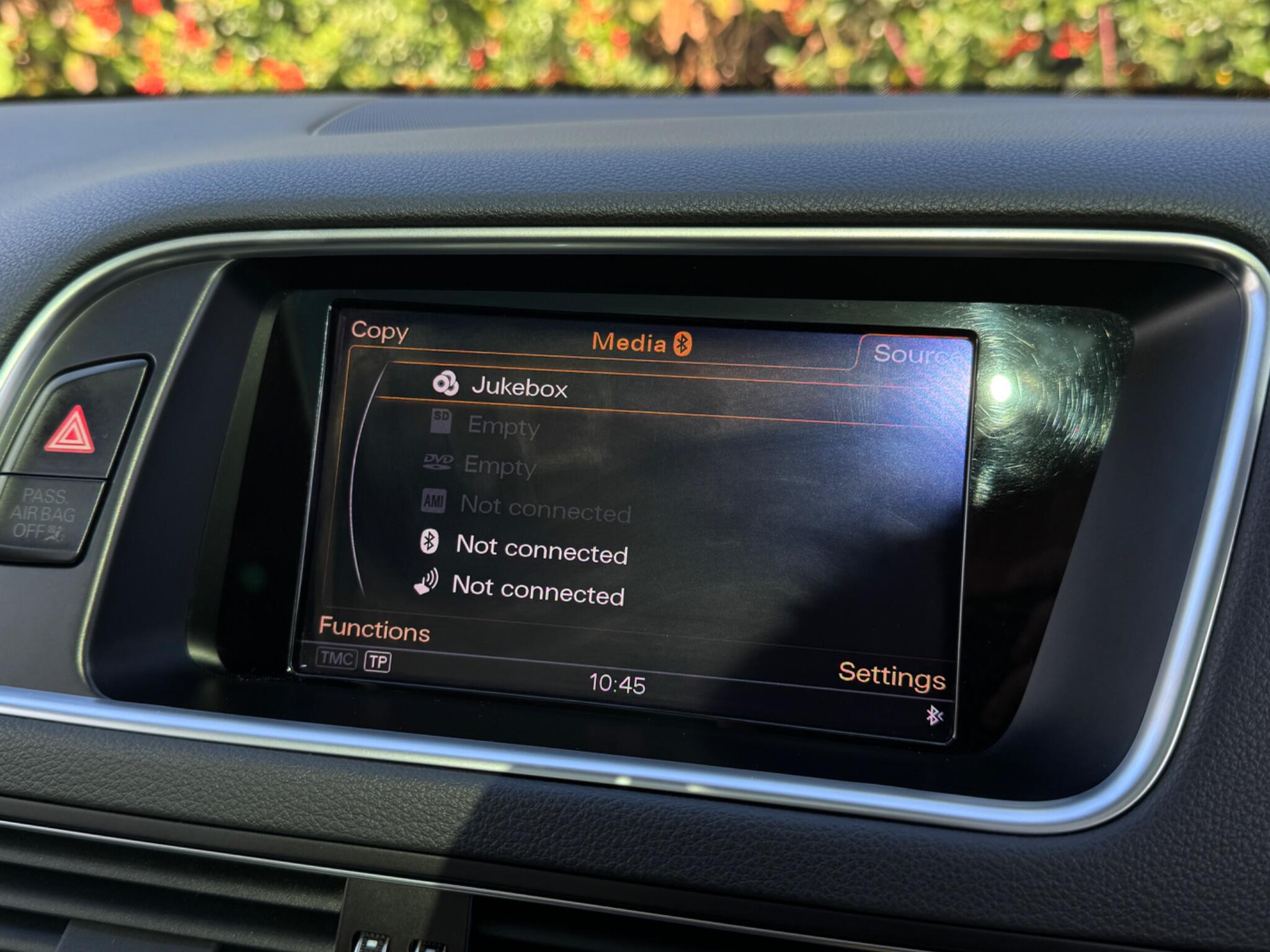 Audi SQ5 view 39