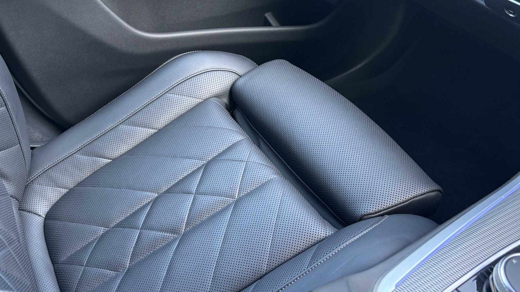BMW X5 view 26
