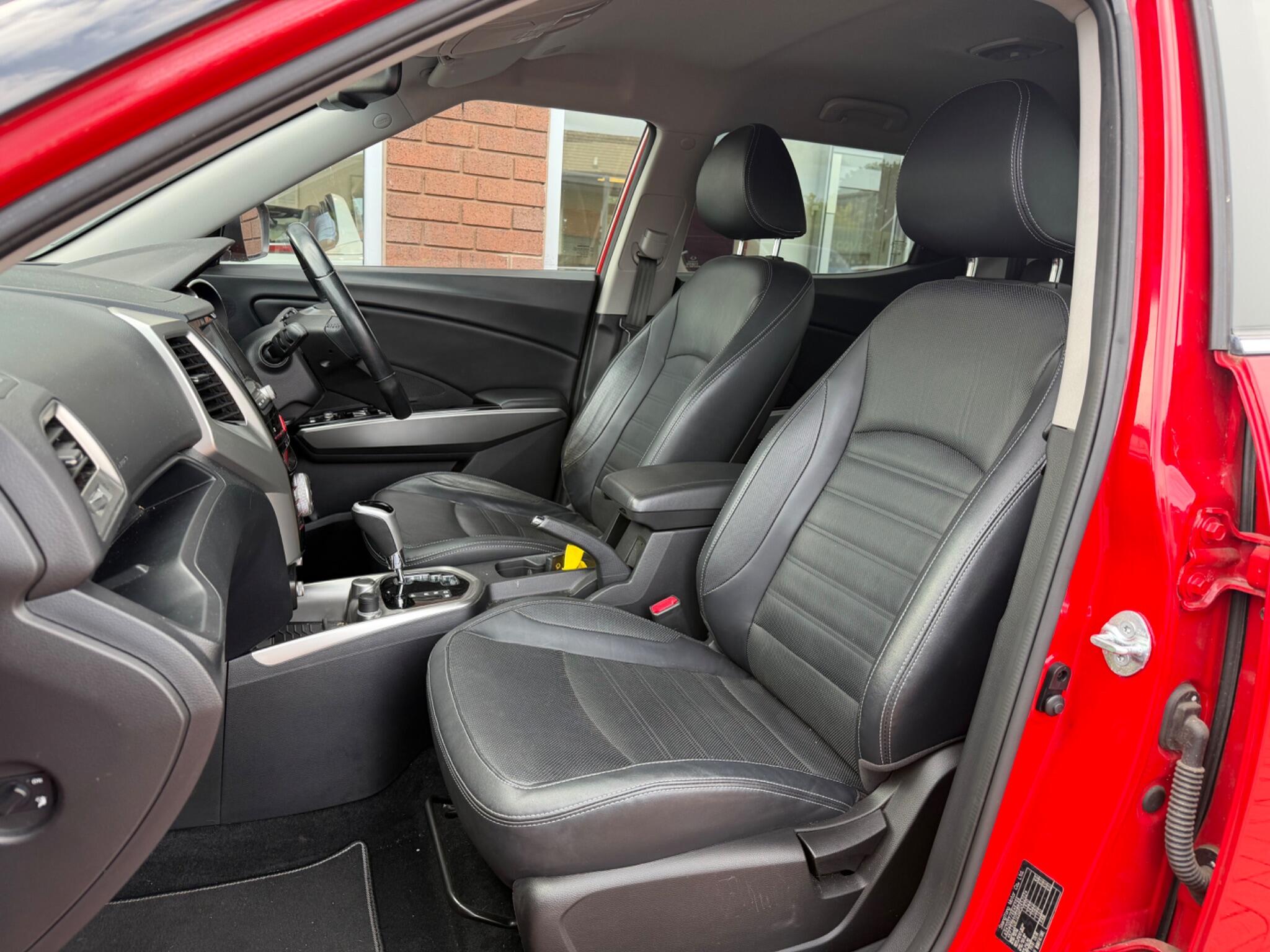 KGM Tivoli view 18