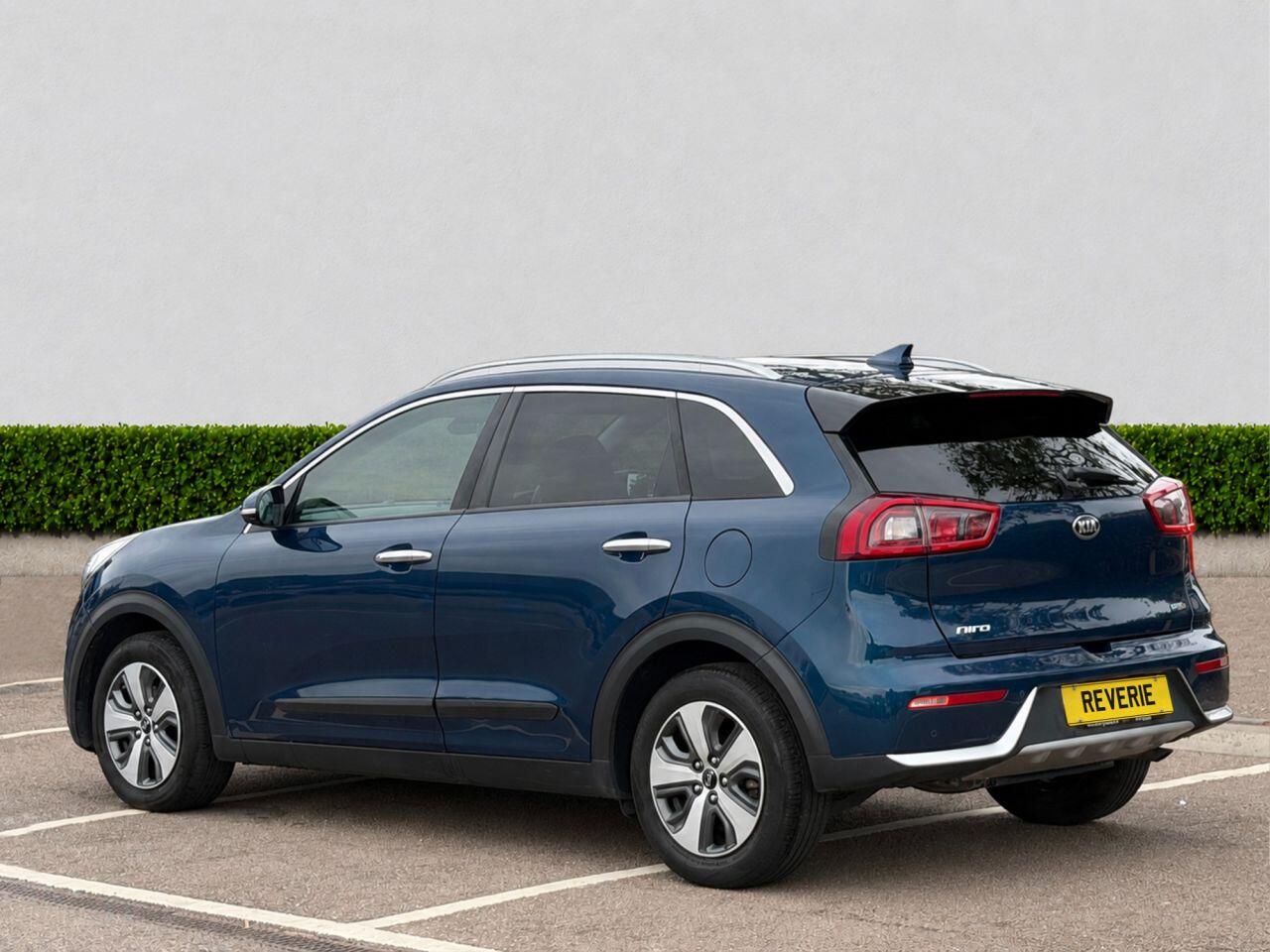 Kia Niro view 5