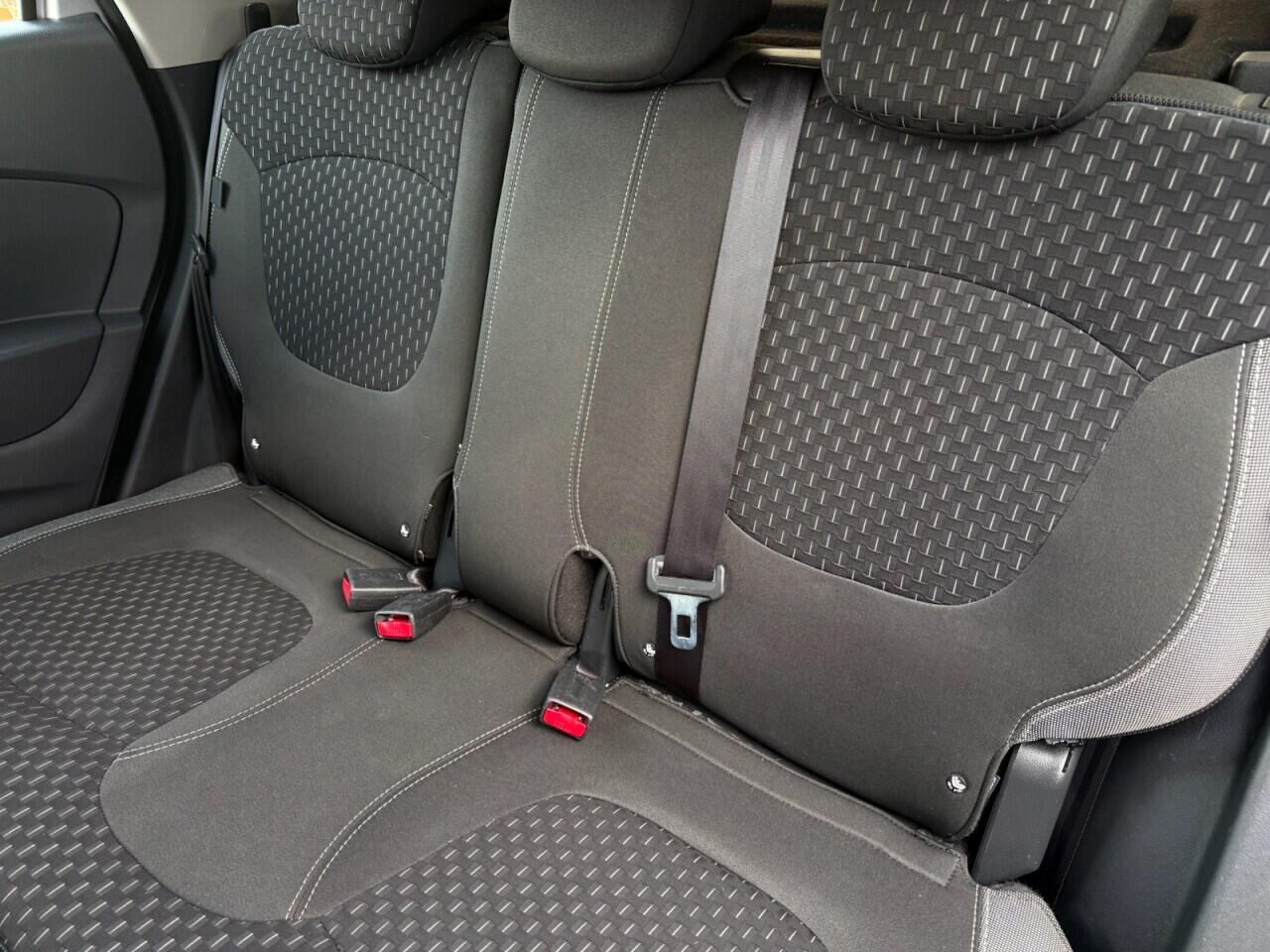 Renault Captur view 22