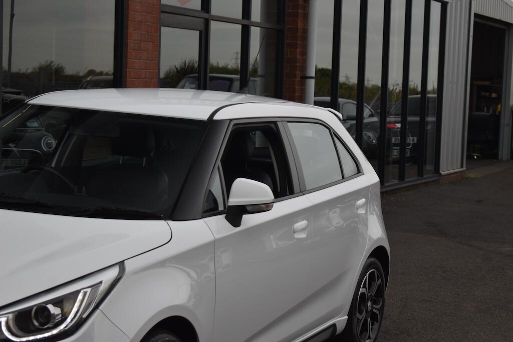 MG MG3 view 23