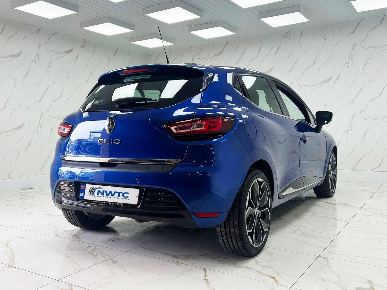 Renault Clio view 11