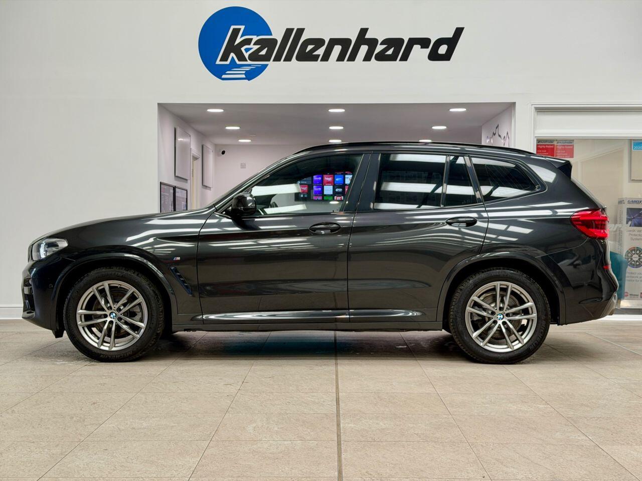 BMW X3 view 5
