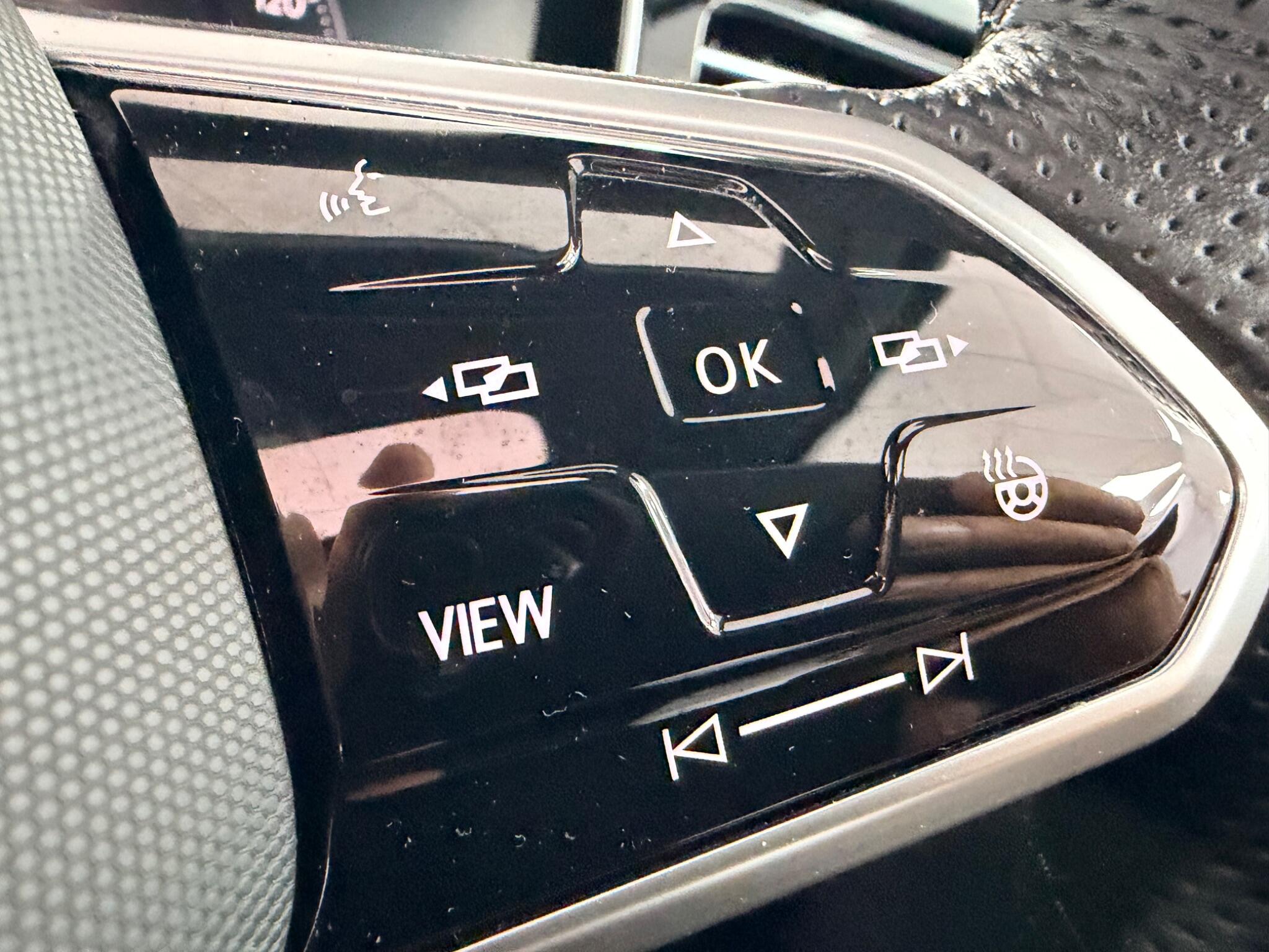 Volkswagen Touareg view 36