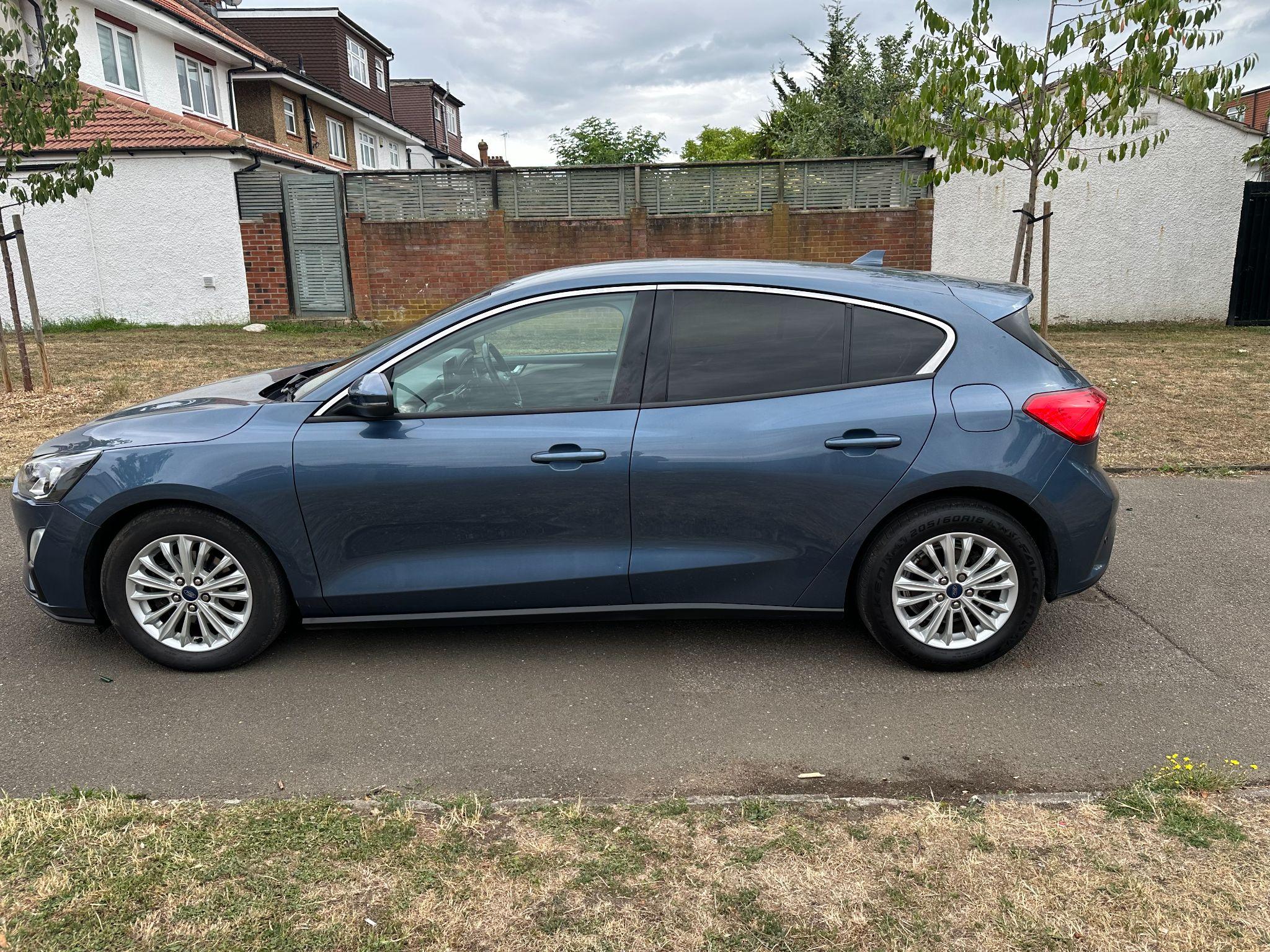 2019 Ford Focus 1.0T EcoBoost Titanium Euro 6 (s/s) 5dr • 38,500 miles image 6