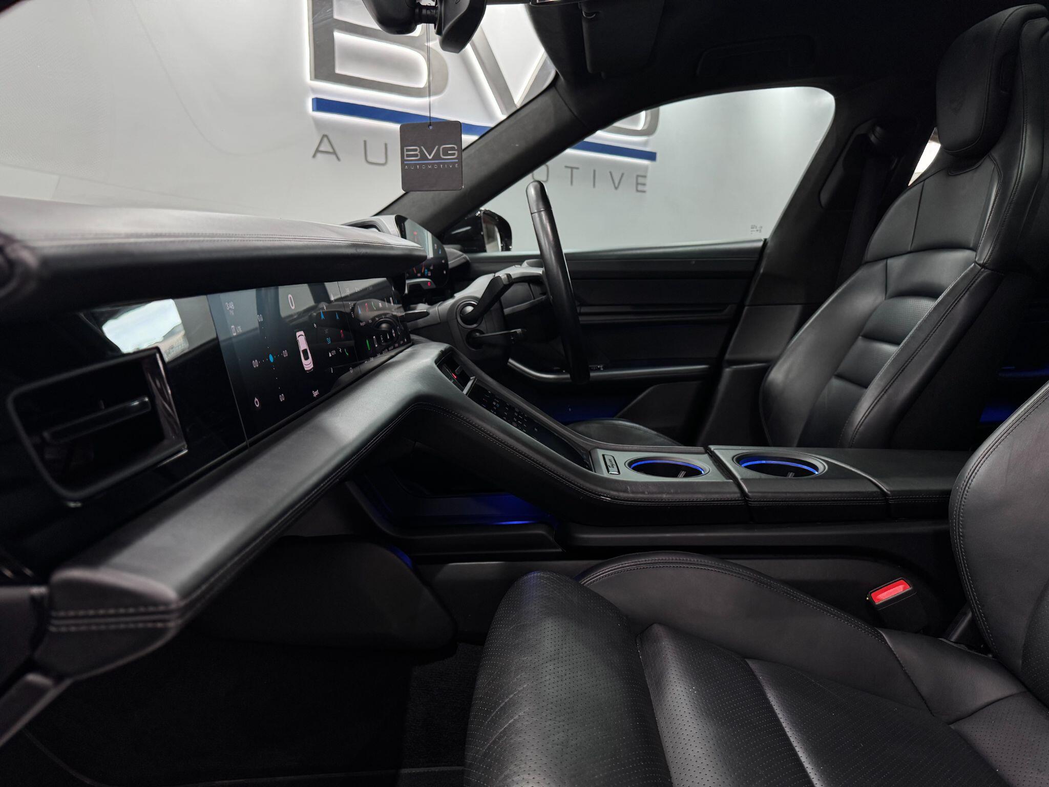 Porsche Taycan view 44