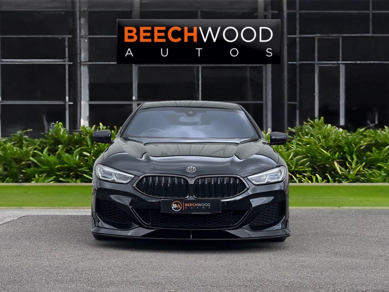 BMW 8 Series view 3