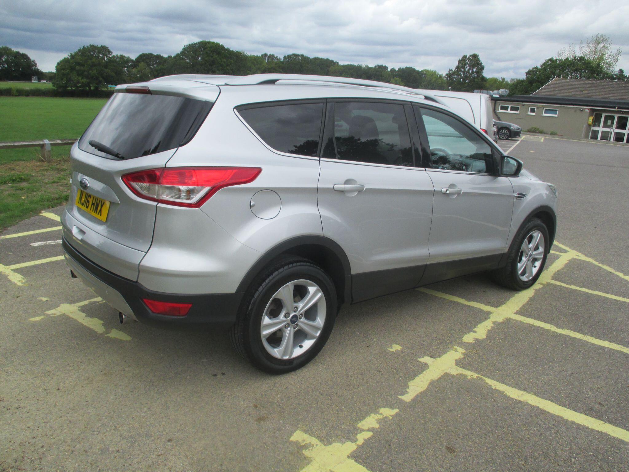 Ford Kuga view 12