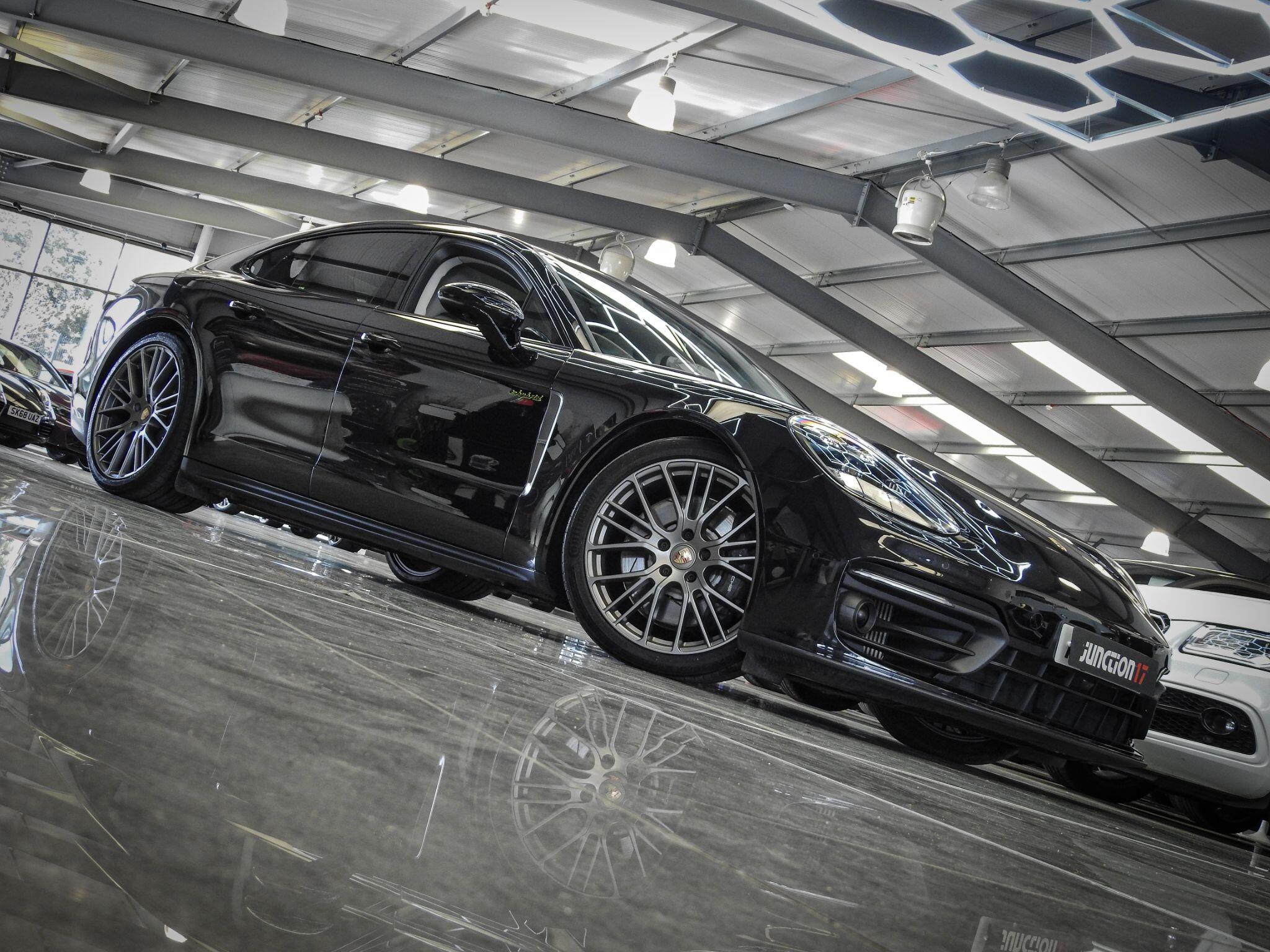 Porsche Panamera view 3
