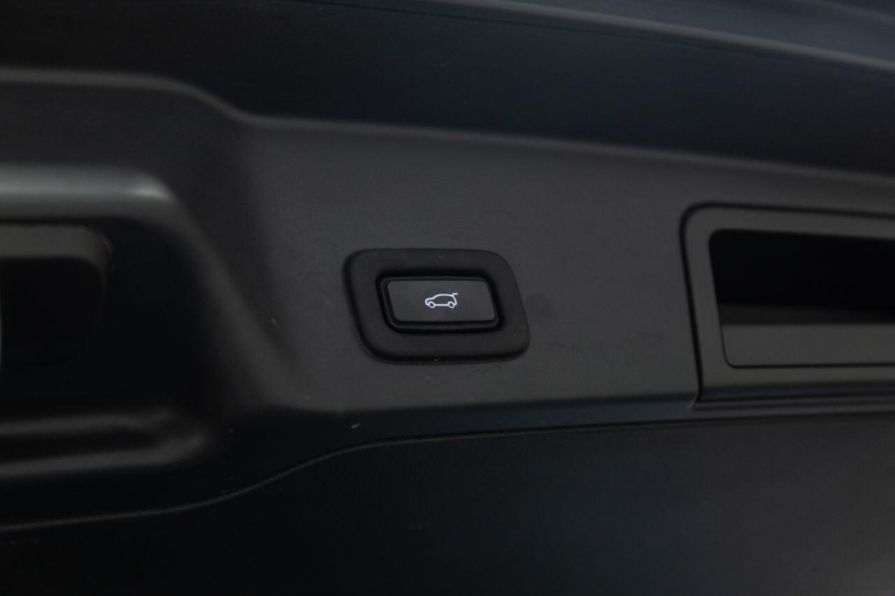 Land Rover Range Rover Evoque view 15