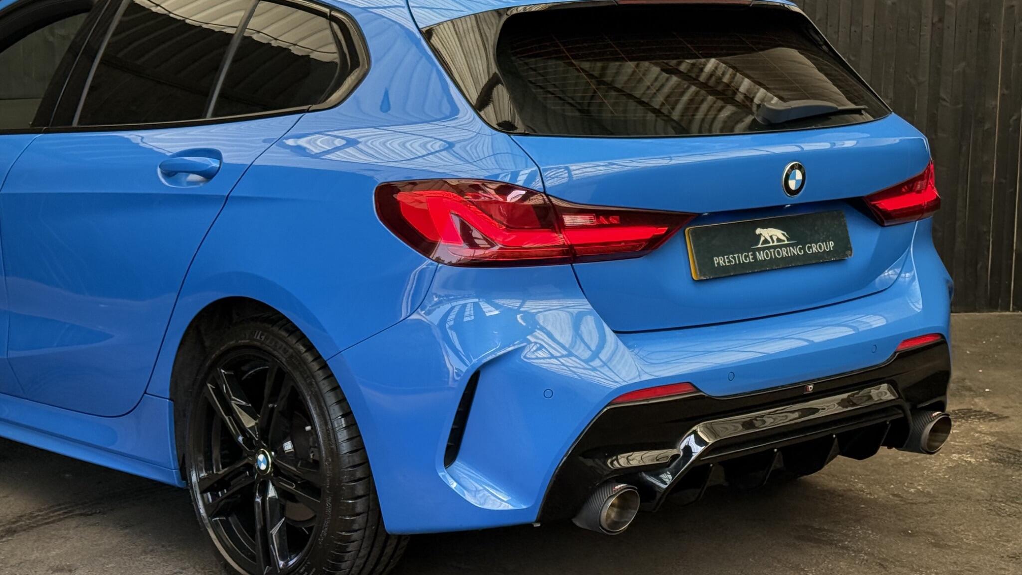 BMW 1 Series view 29