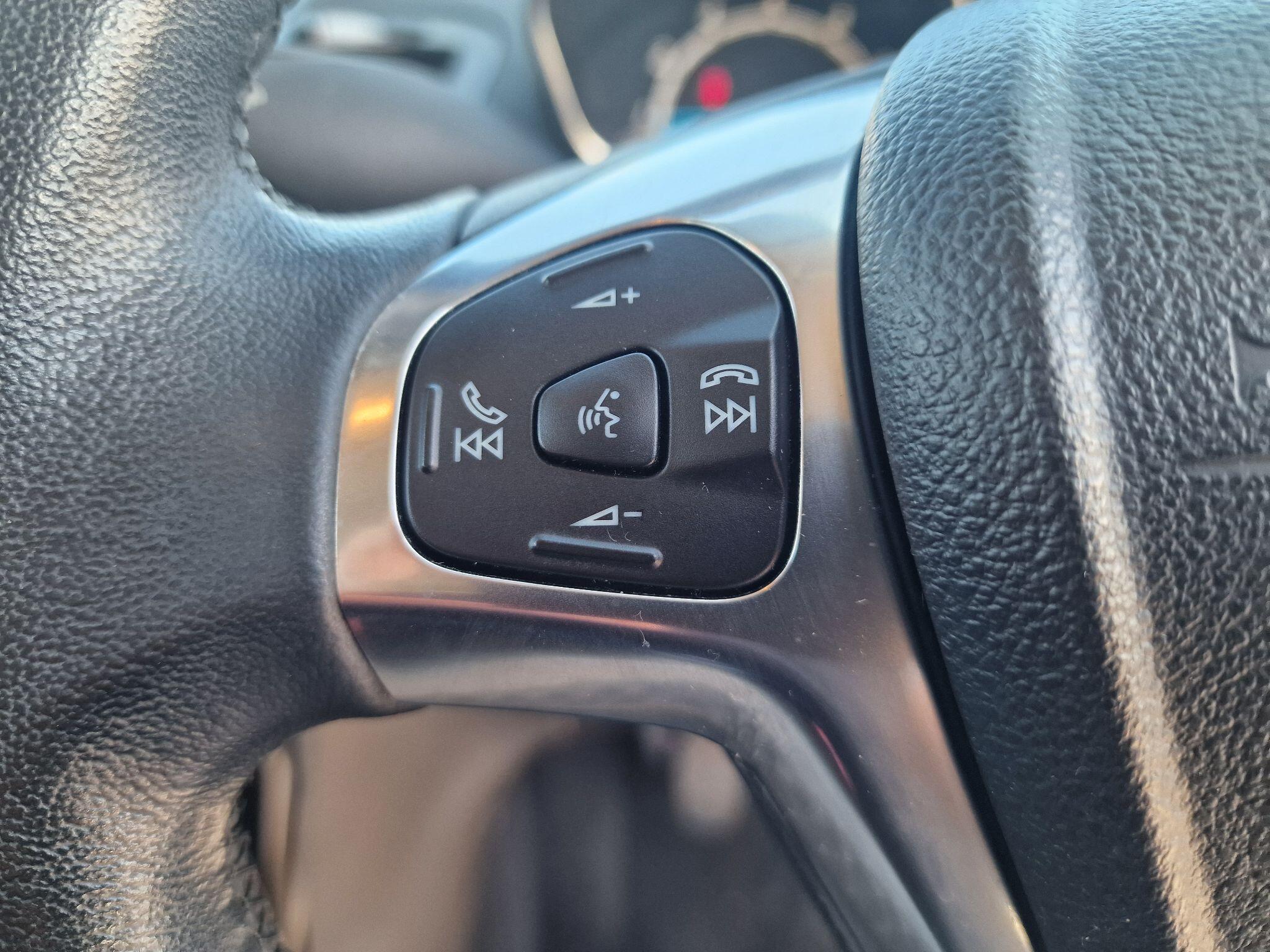 Ford Fiesta view 25