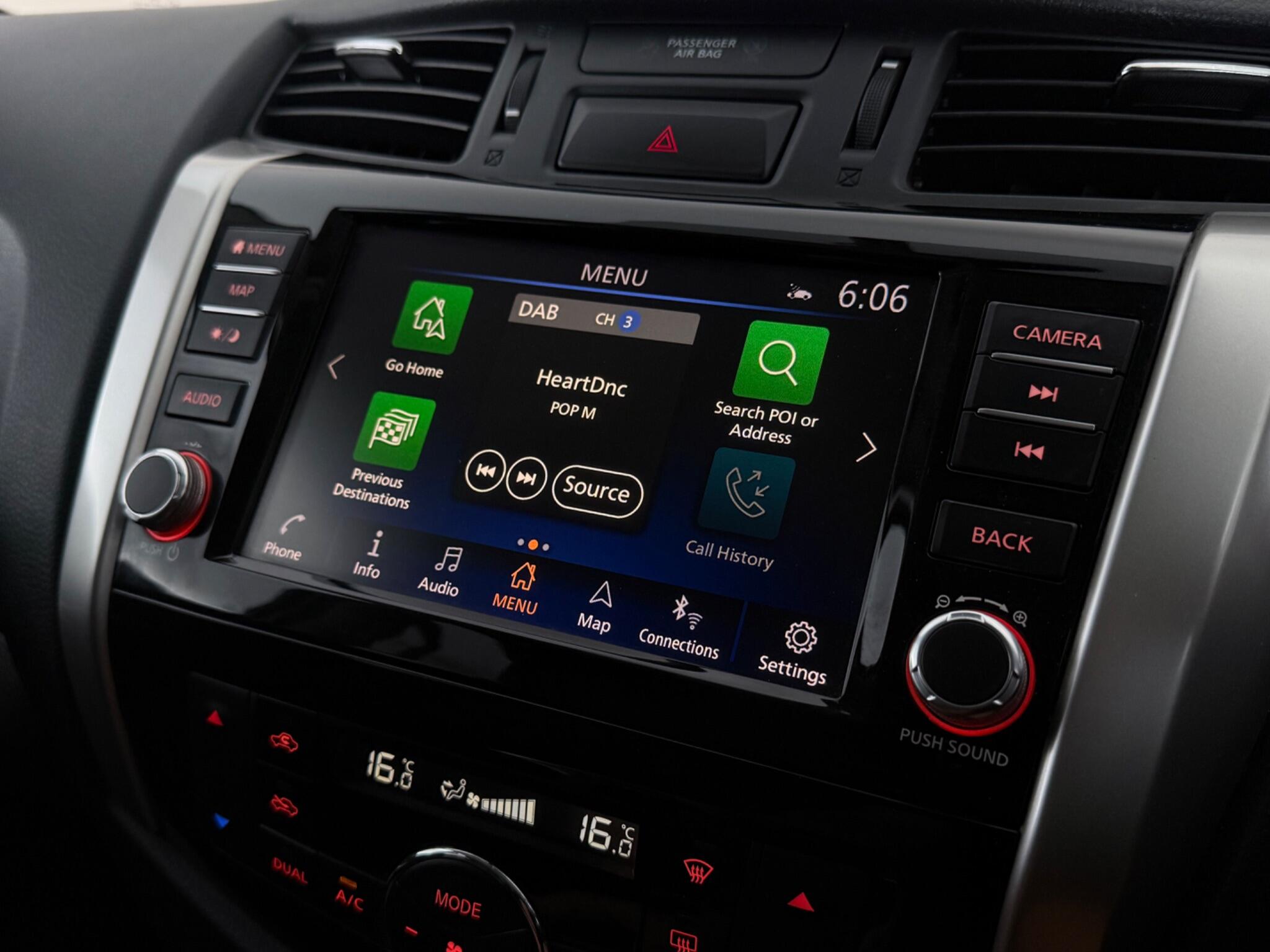 Nissan Navara view 24