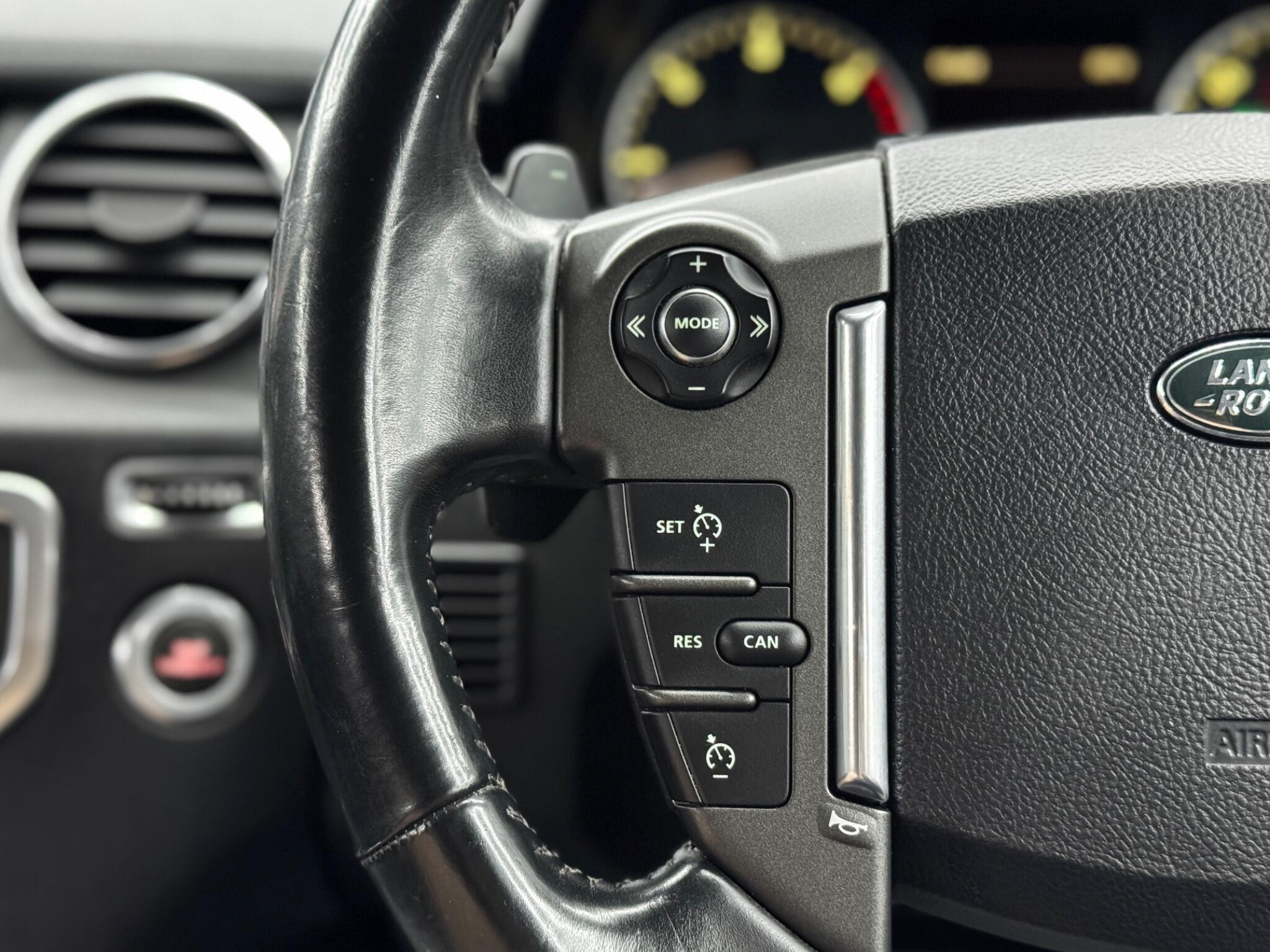 Land Rover Discovery view 20