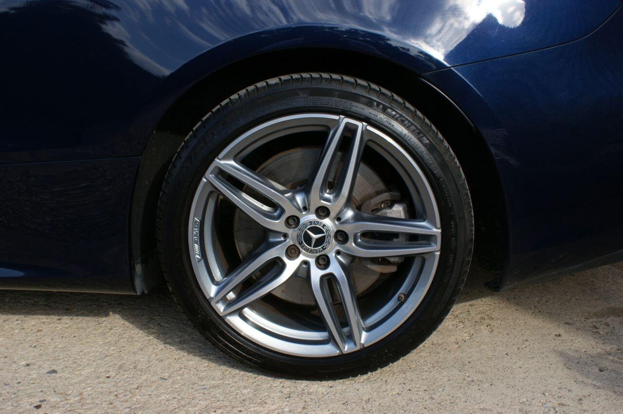 Mercedes-Benz E Class view 21